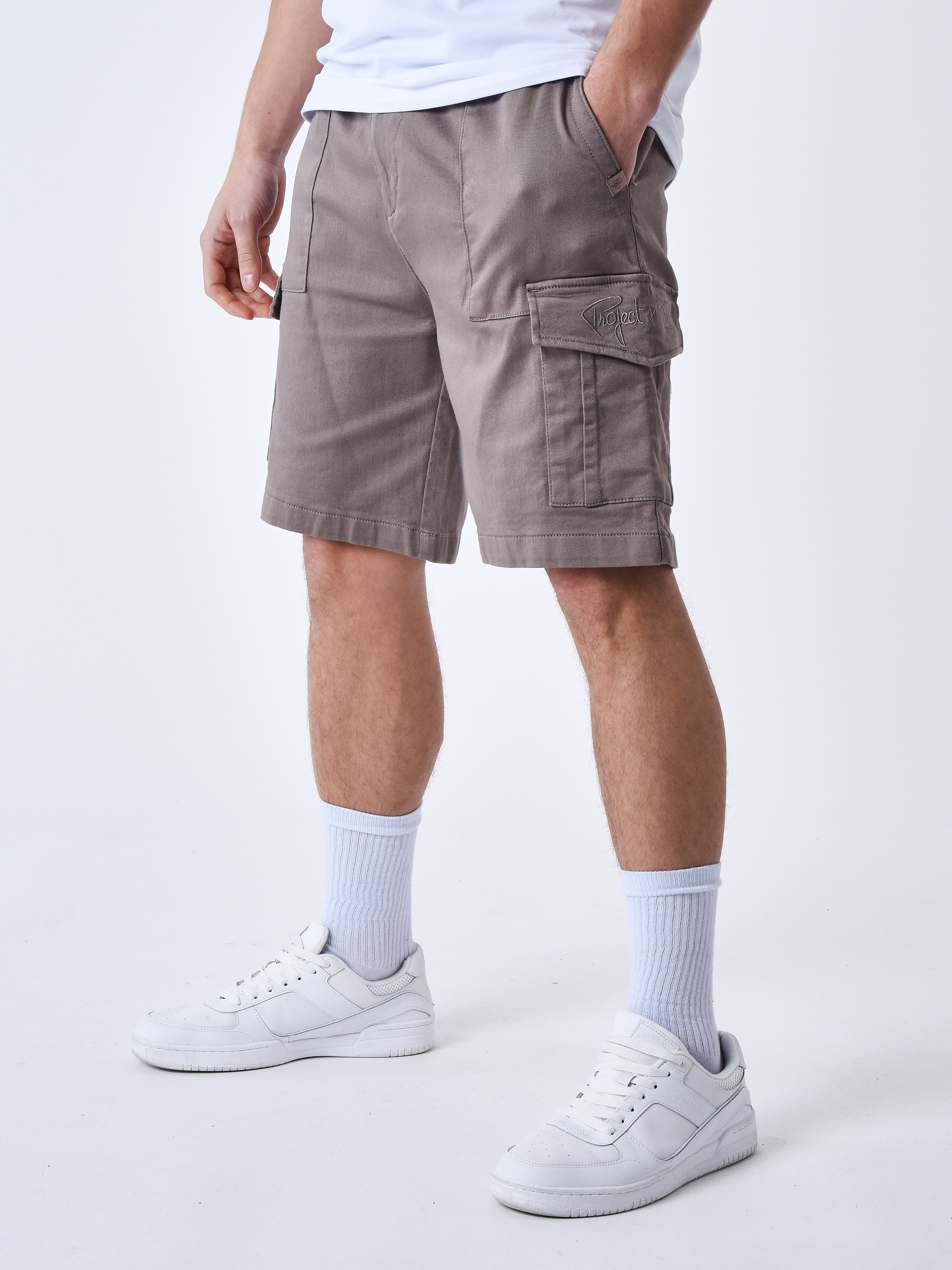 t238003-taupe-modelshot