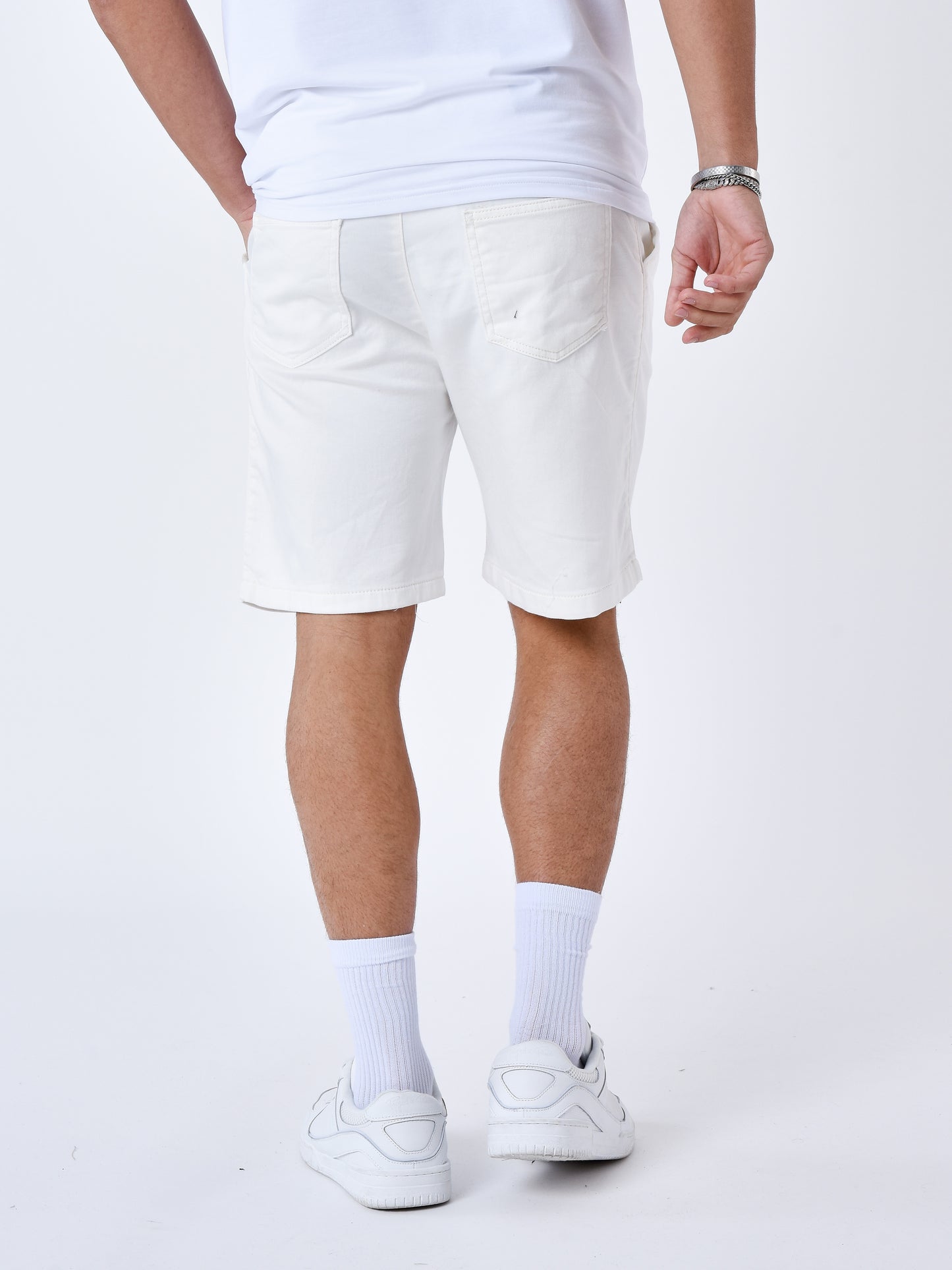 t238005-blanc-casse-modelshot