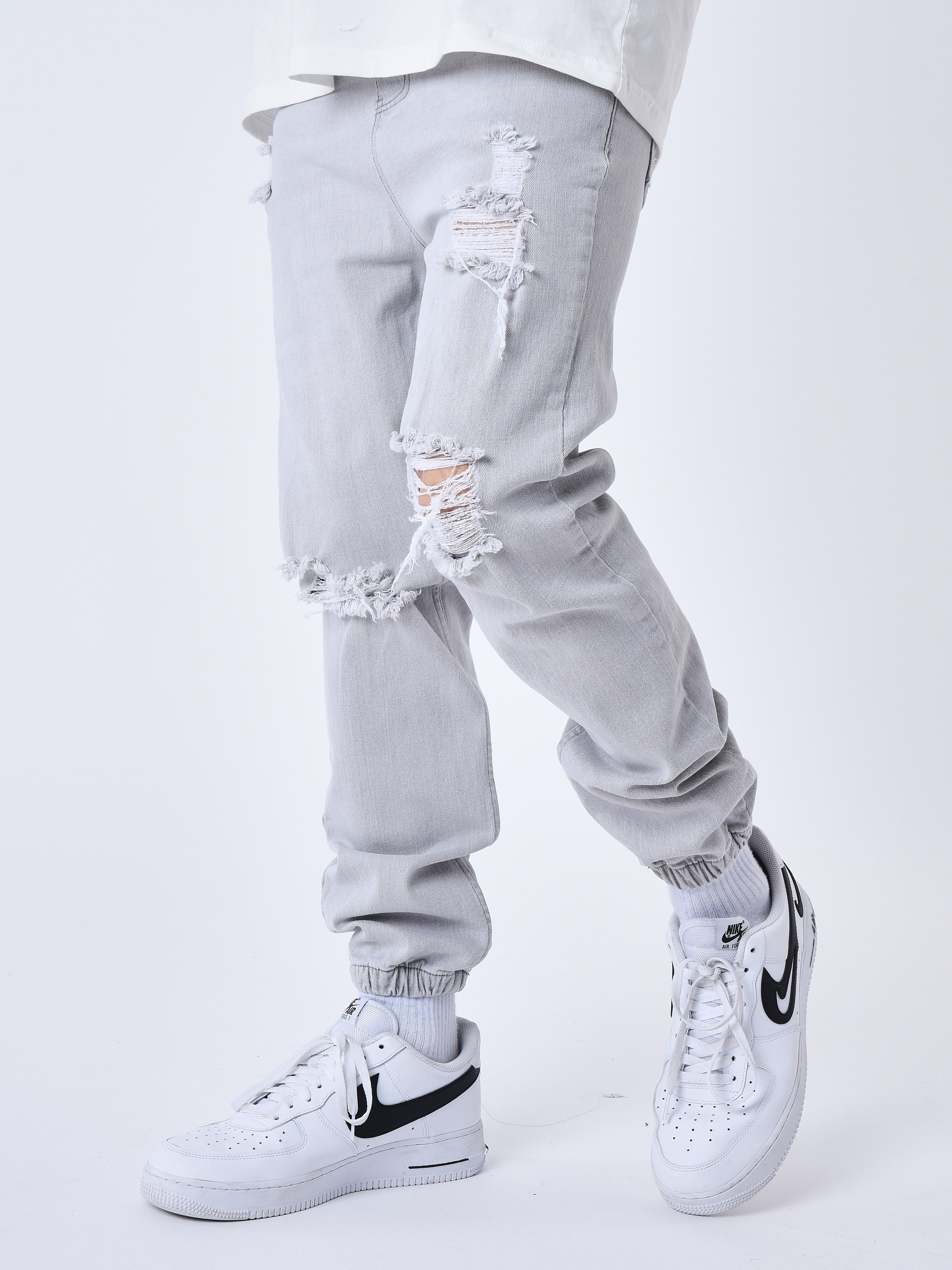 Ripped jogg jean with holes-2