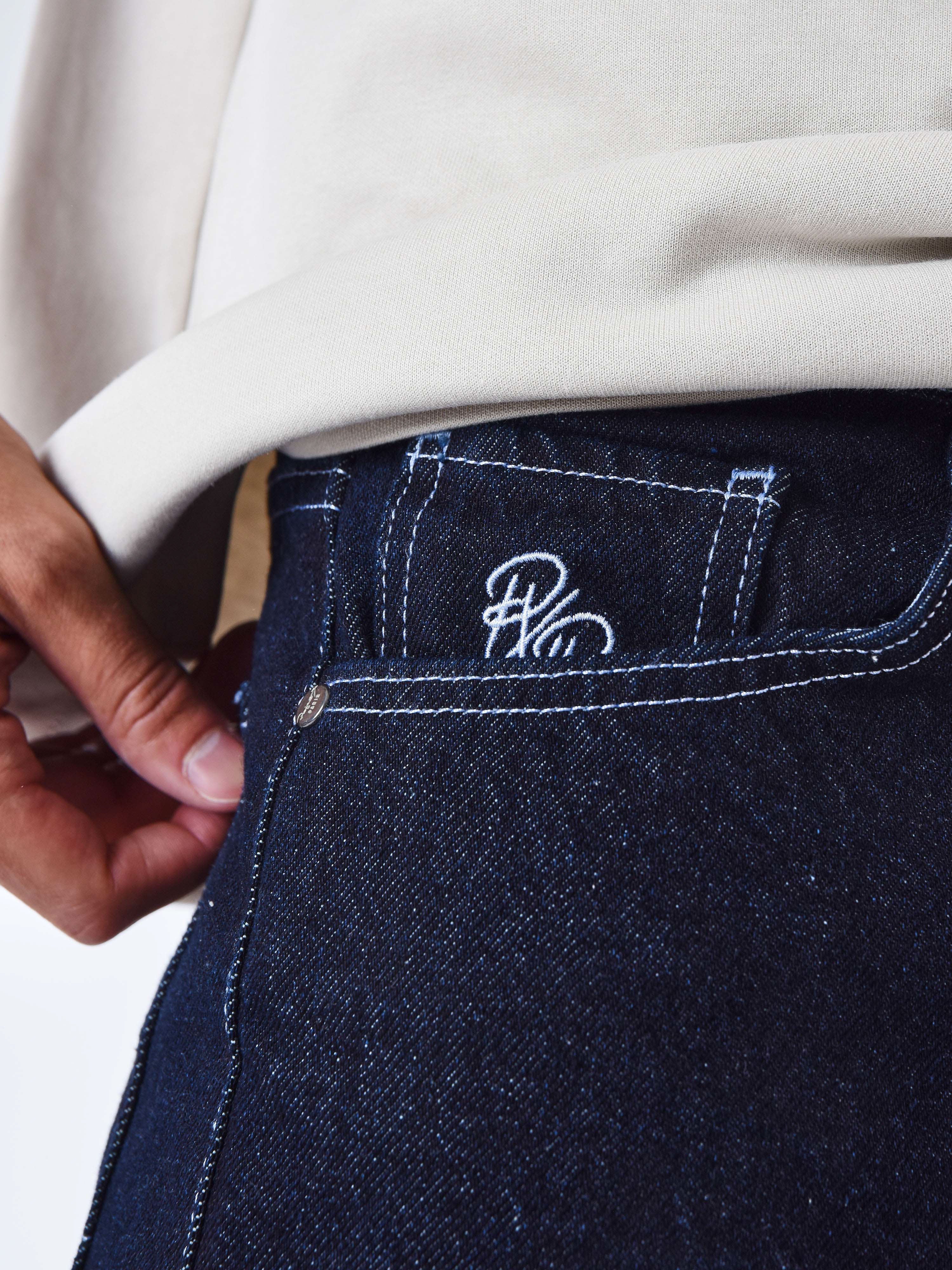 Jeans Regular com costura contrastante-9