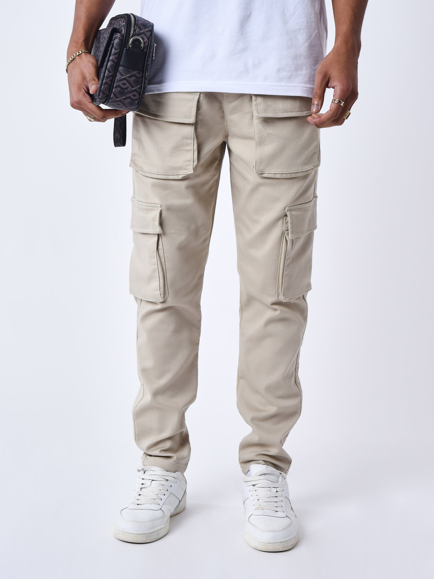 t239025-beige-modelshot