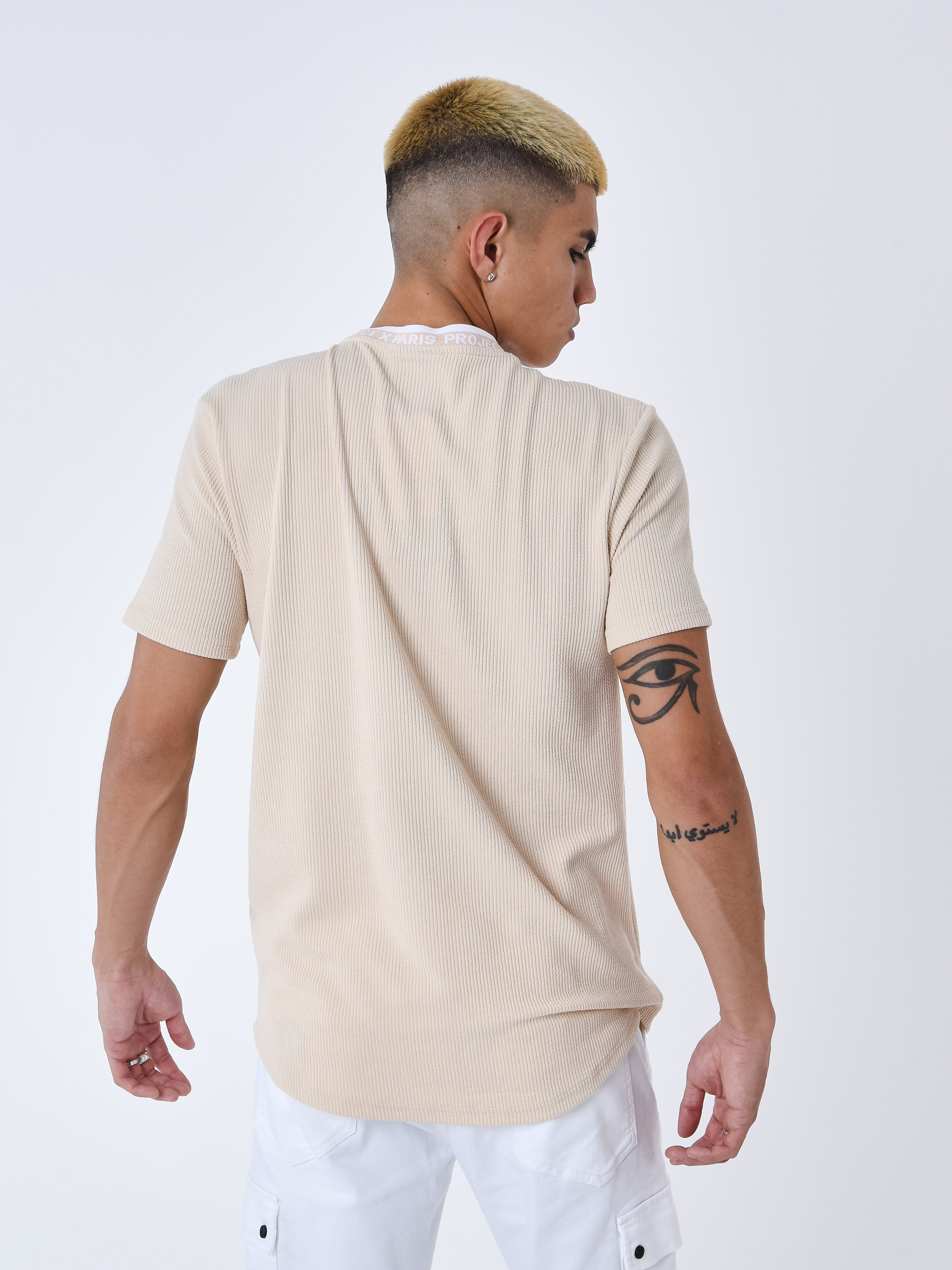 T-shirt texturizado bordado-2