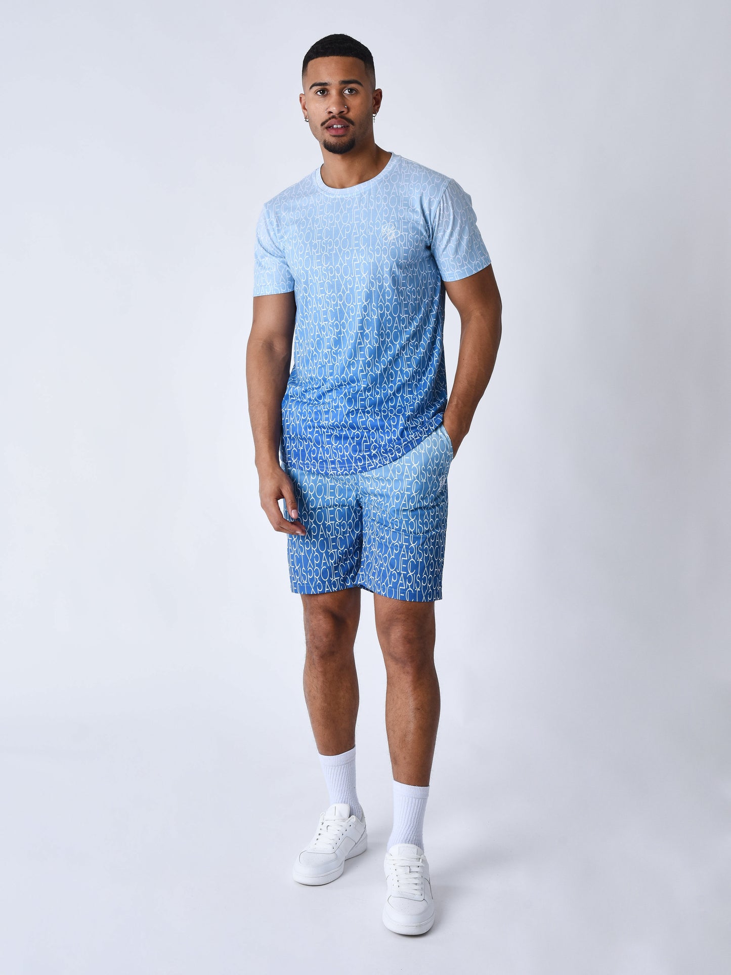 tee-shirt-a-effet-degrade-bicolore-et-all-over-light-stone