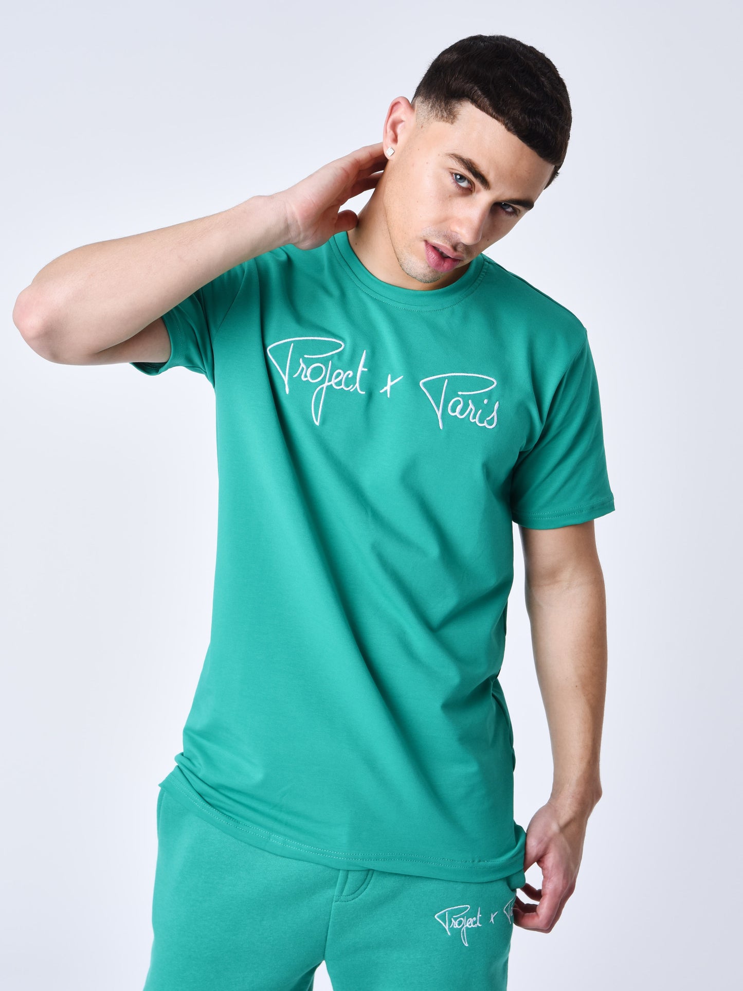 tee-shirt-basic-broderie-logo-project-x-paris-4062-jade-modelshot