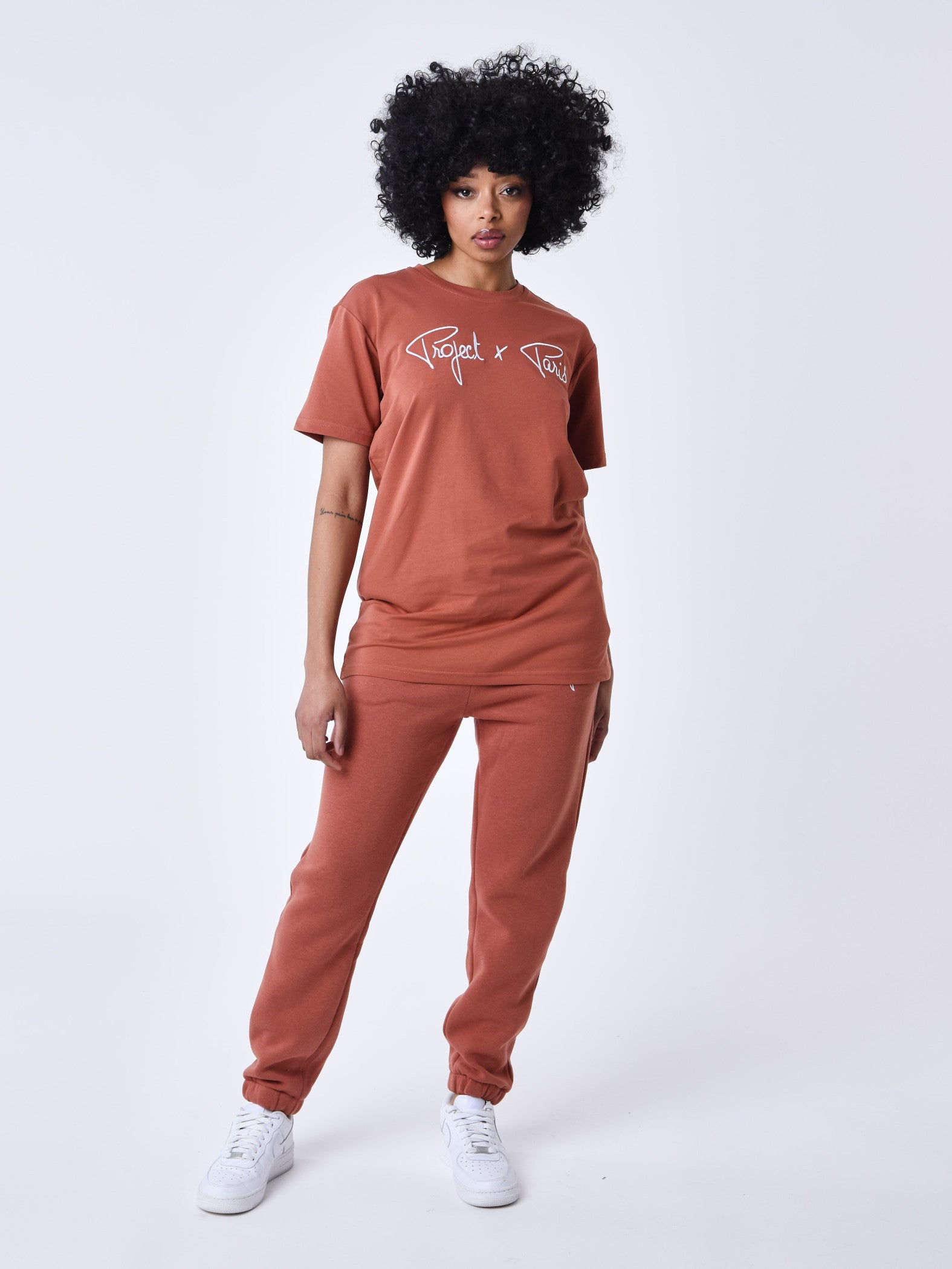 tee-shirt-basic-broderie-logo-project-x-paris-marron