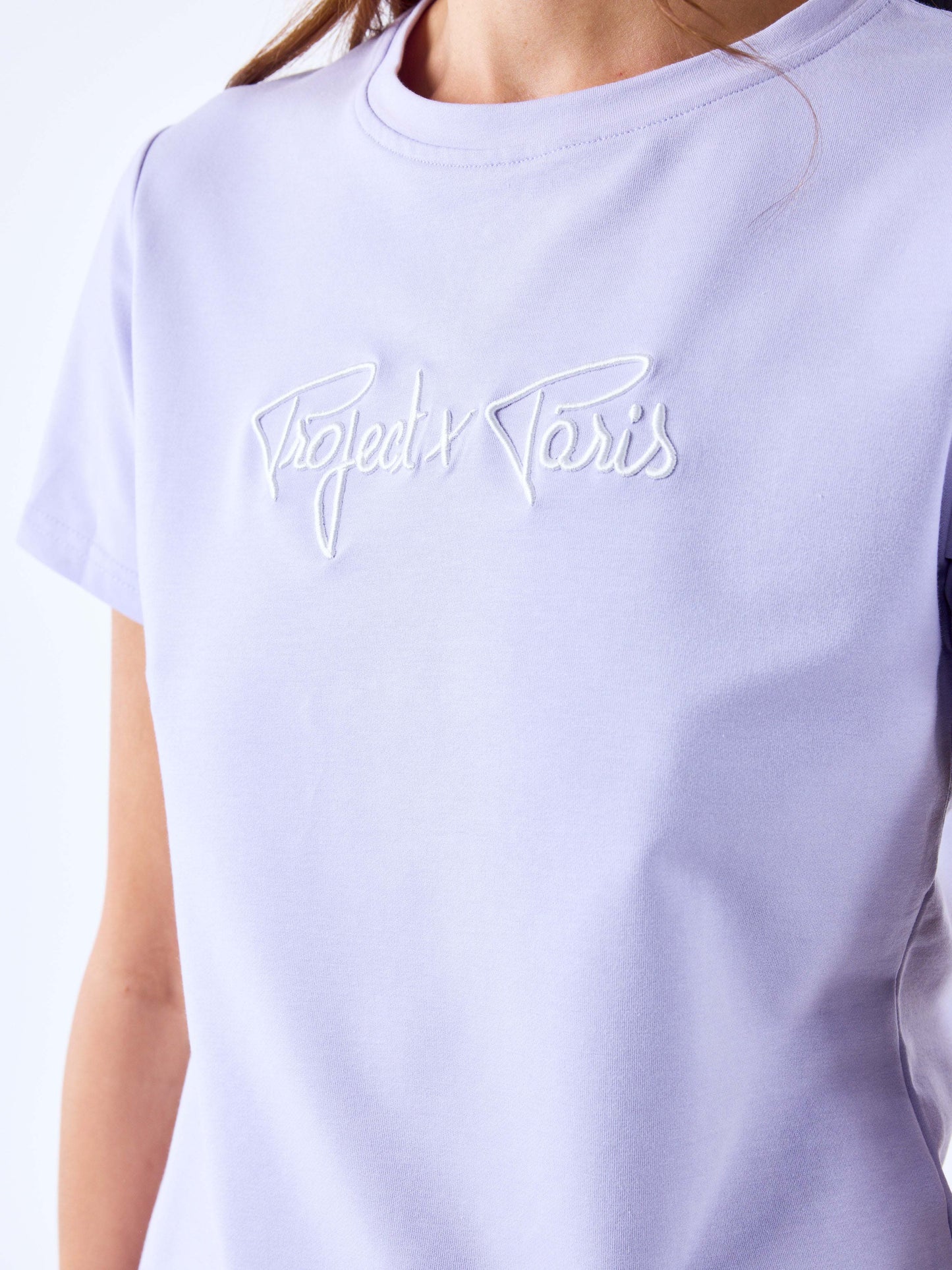 tee-shirt-basic-broderie-logo-signature-purple-heather-detailshot