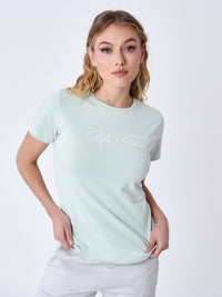 tee-shirt-basic-broderie-logo-signature-vert-d-eau-modelshot
