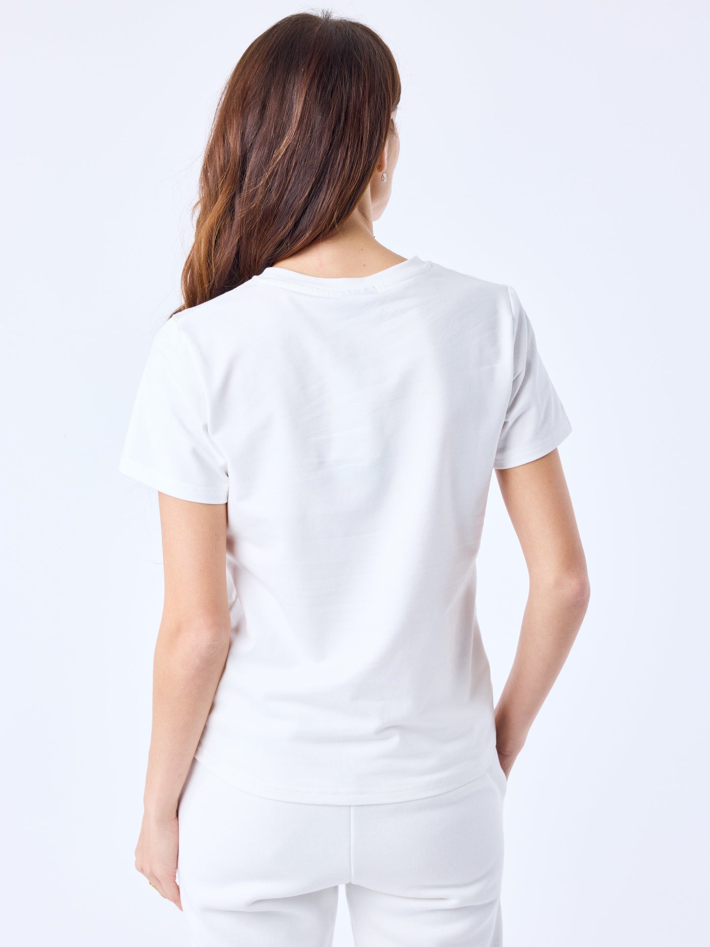 tee-shirt-basic-broderie-logo-signature-blanc-casse-blanc-casse