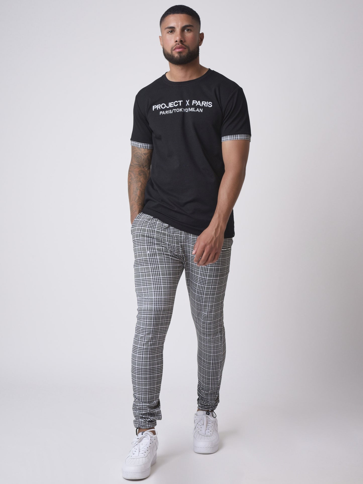 tee-shirt-broderie-revers-carreaux-2010129-noir