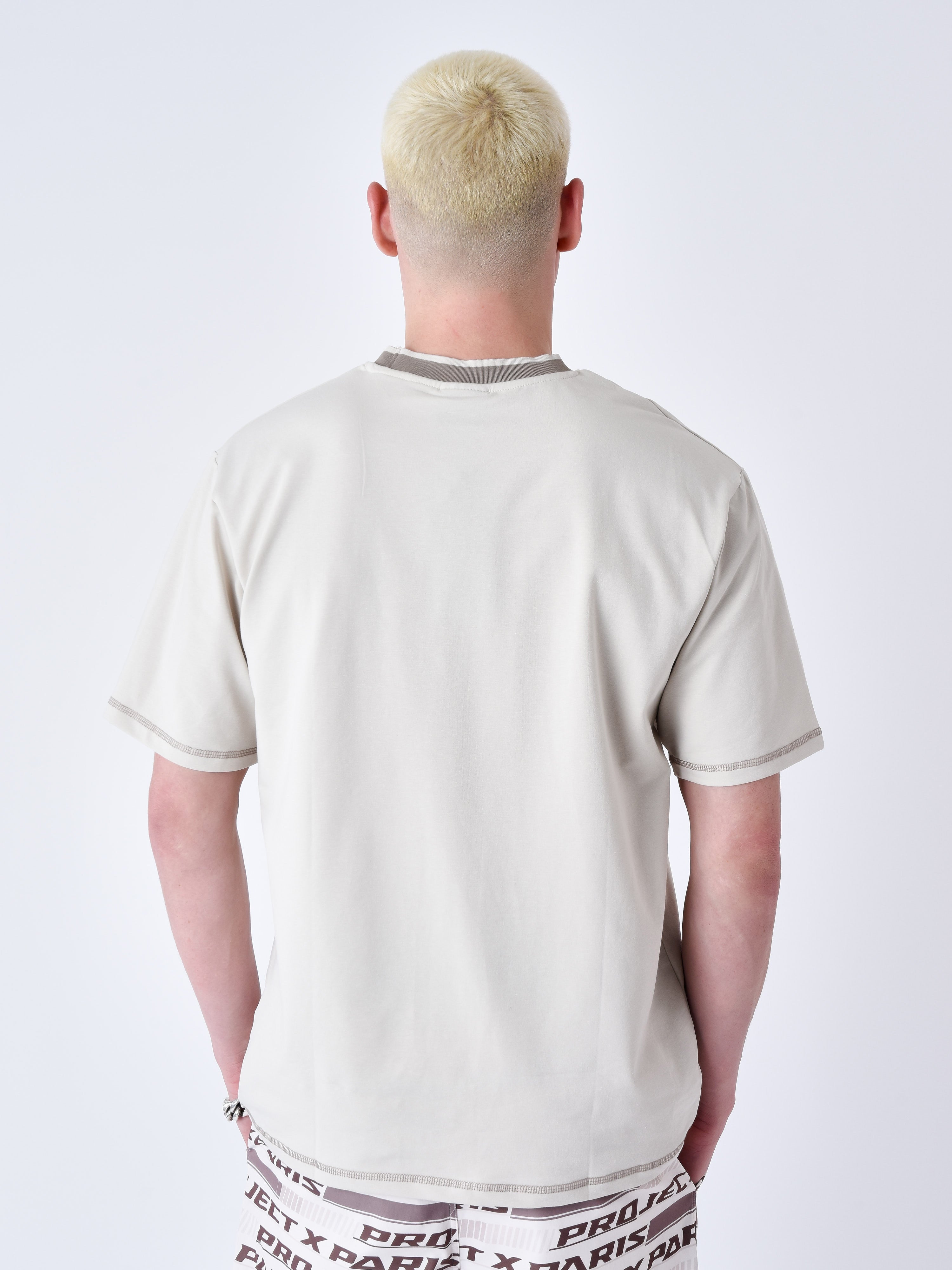 Klassisches besticktes T-Shirt-2