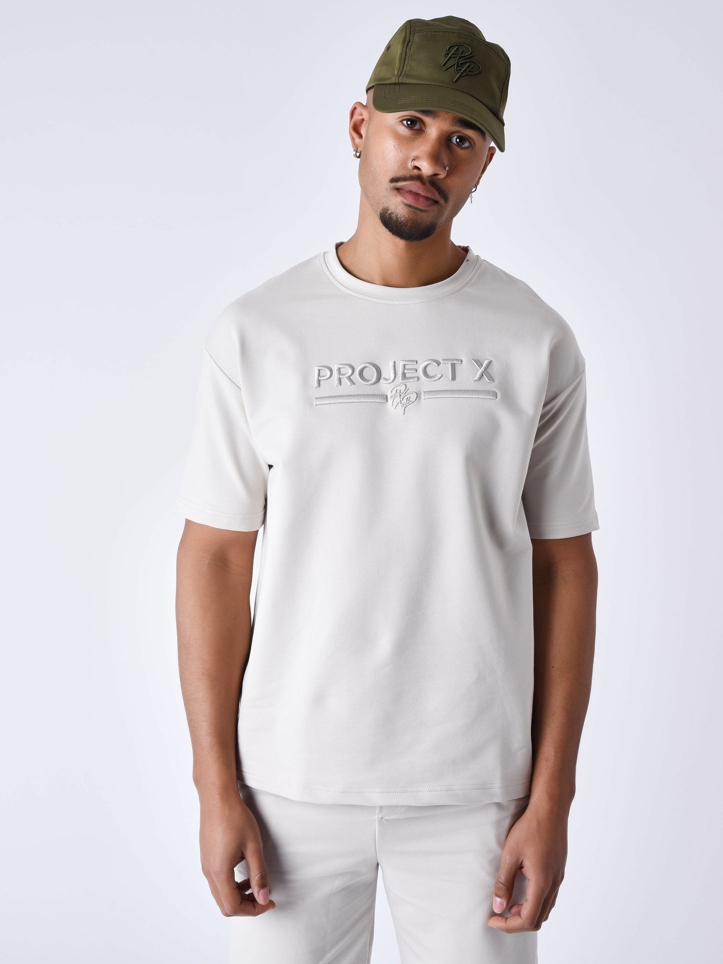 tee-shirt-classique-full-logo-broderie-4874-greige