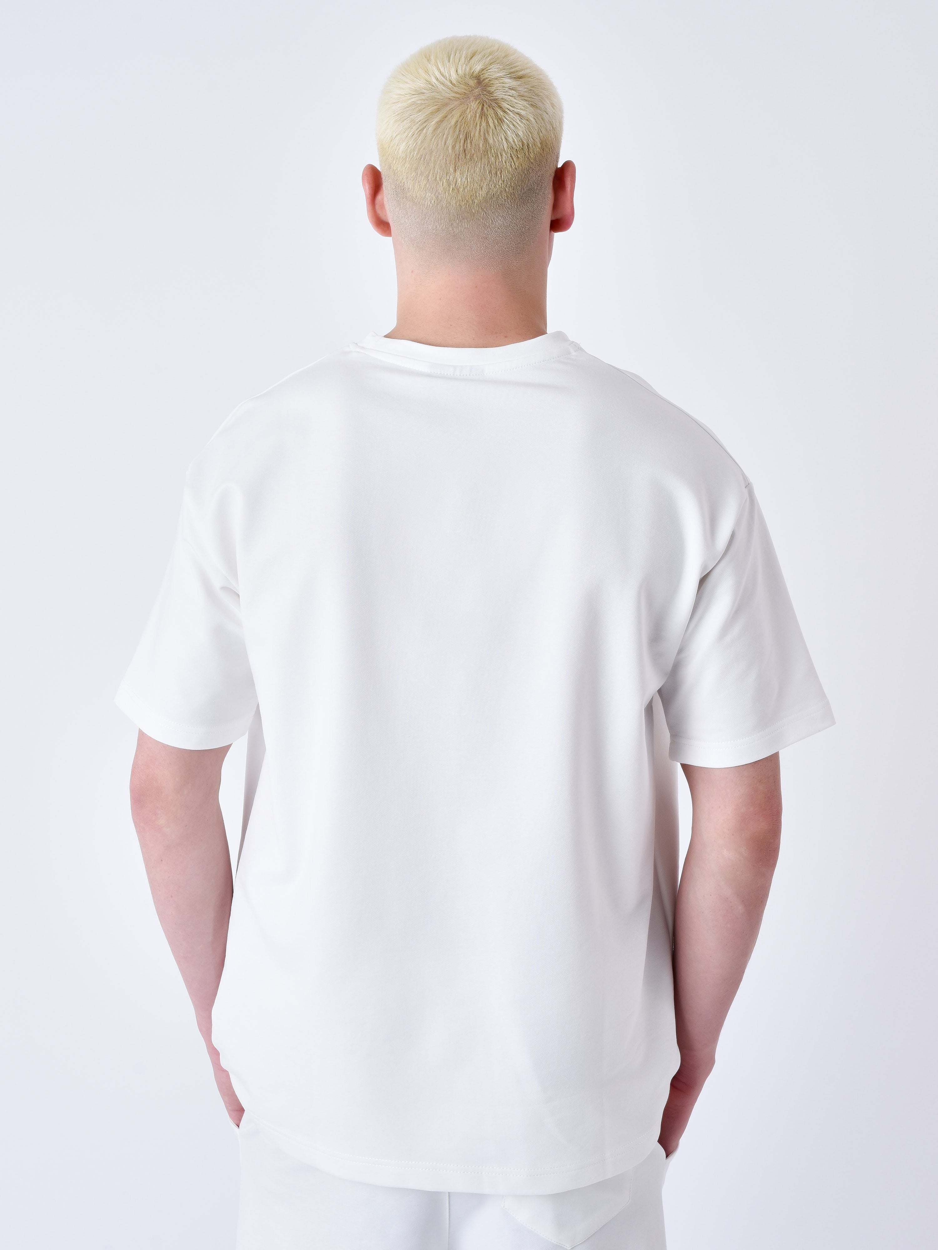 tee-shirt-classique-full-logo-broderie-4874-blanc-casse-modelshot