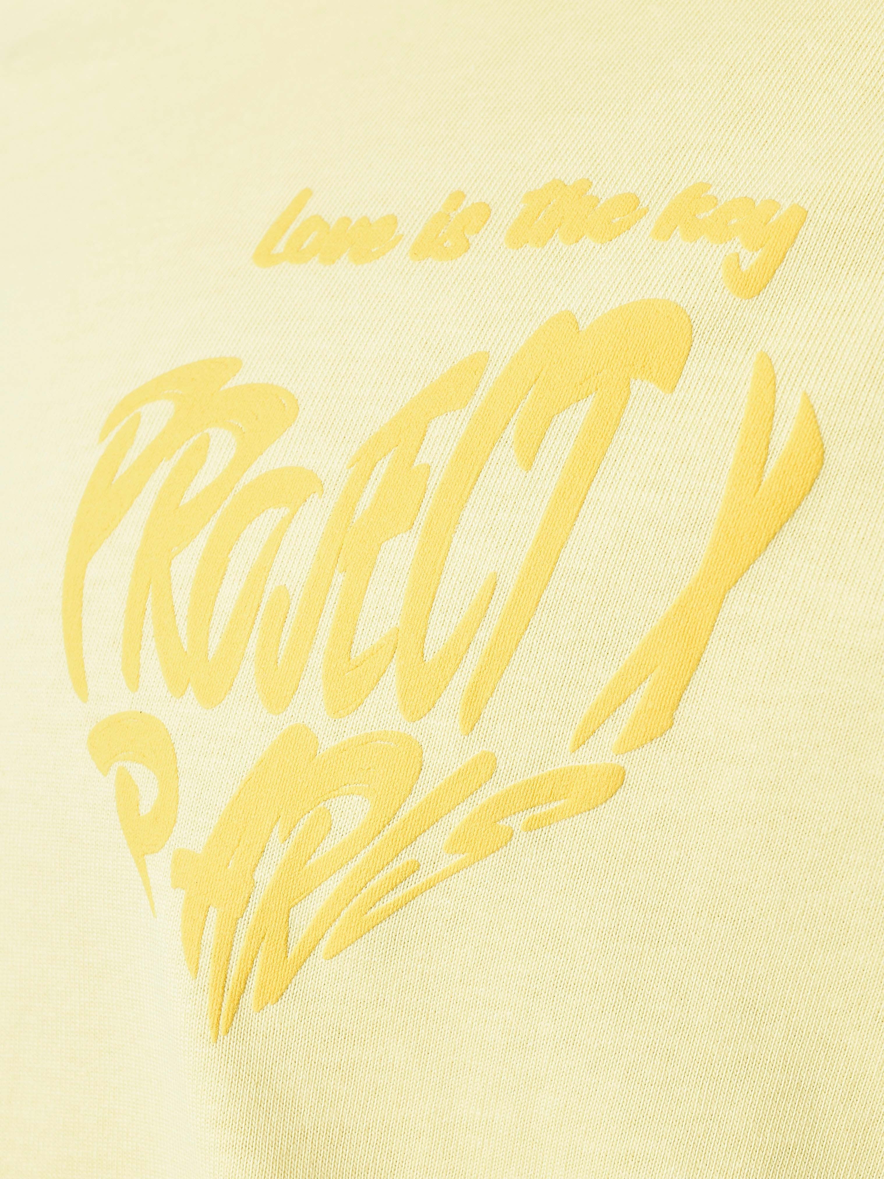 tee-shirt-coeur-de-project-x-paris-jaune-detailshot