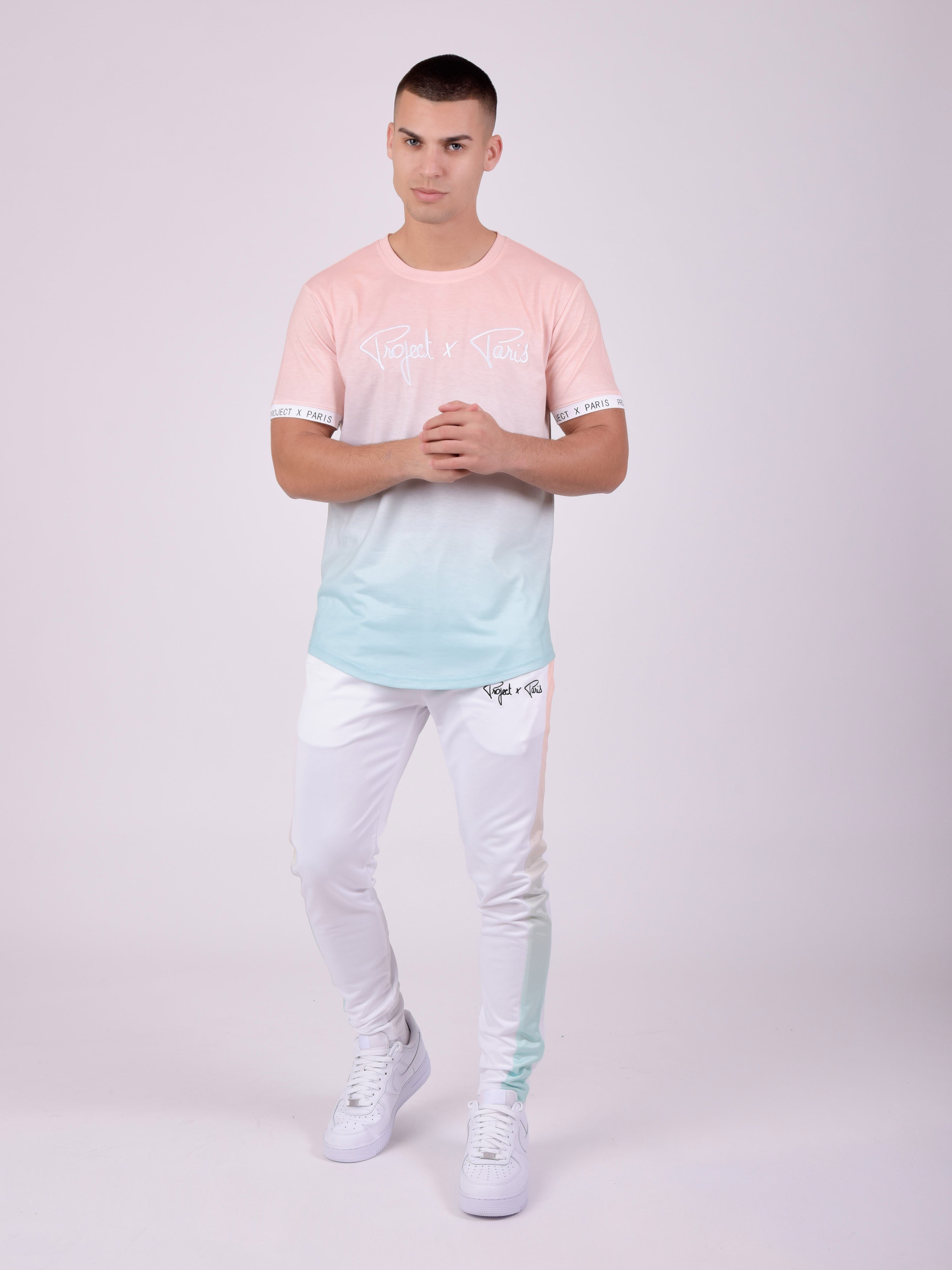 tee-shirt-degrade--peche-modelshot