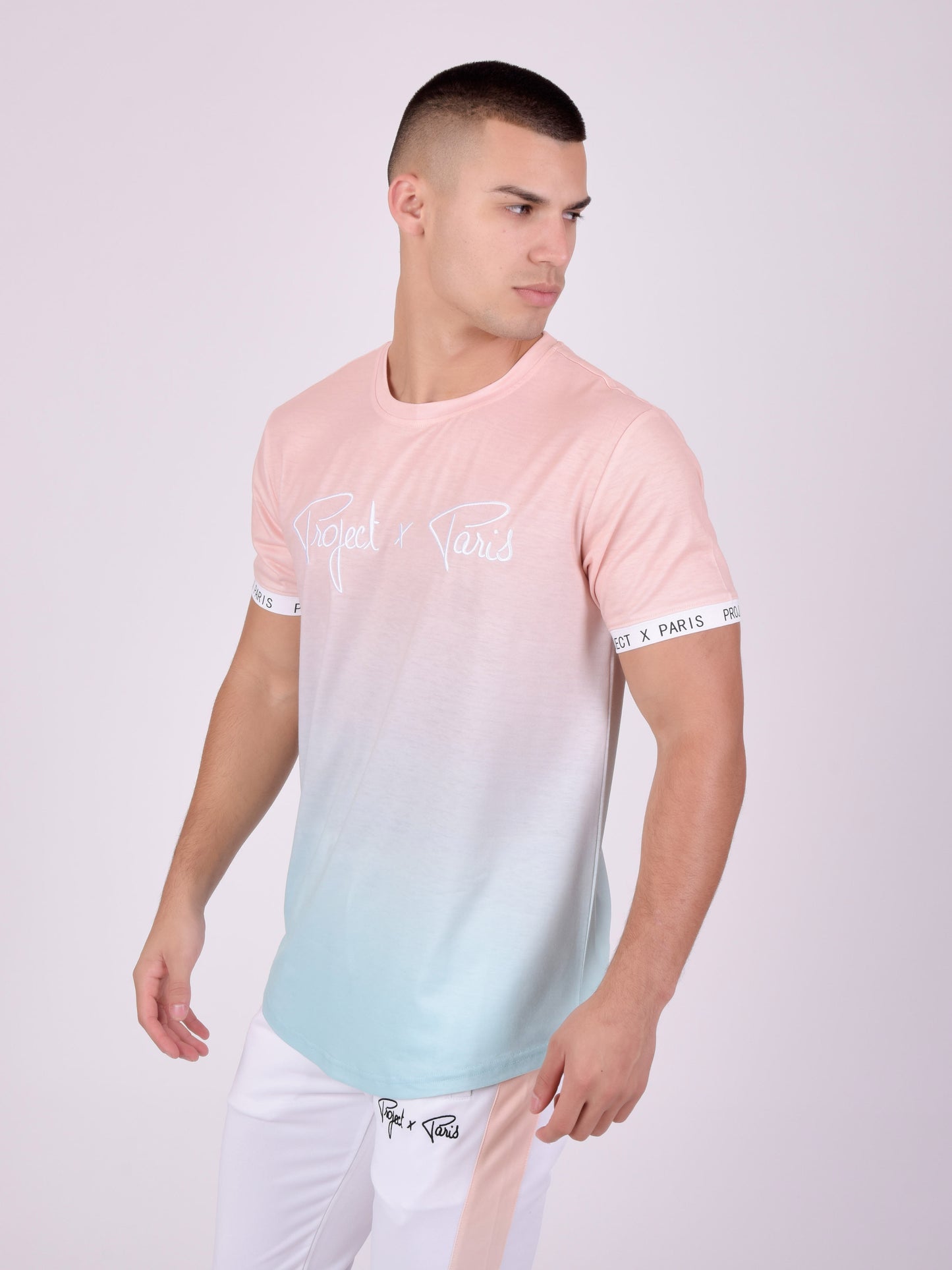 tee-shirt-degrade--peche-modelshot