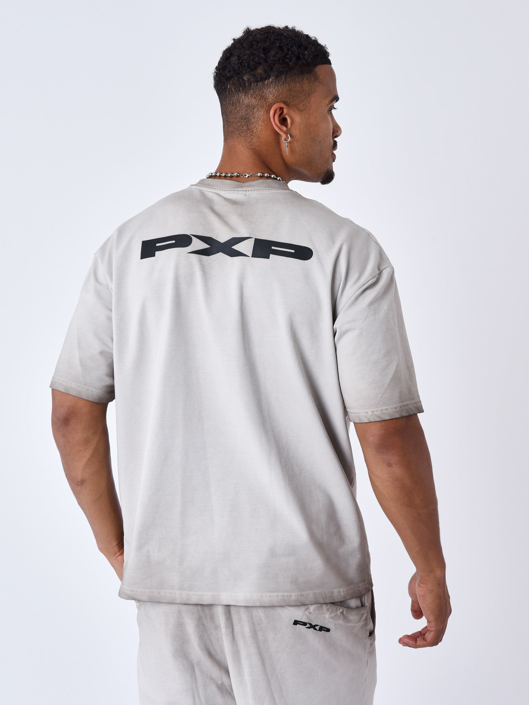 tee-shirt-delave-gris-fume