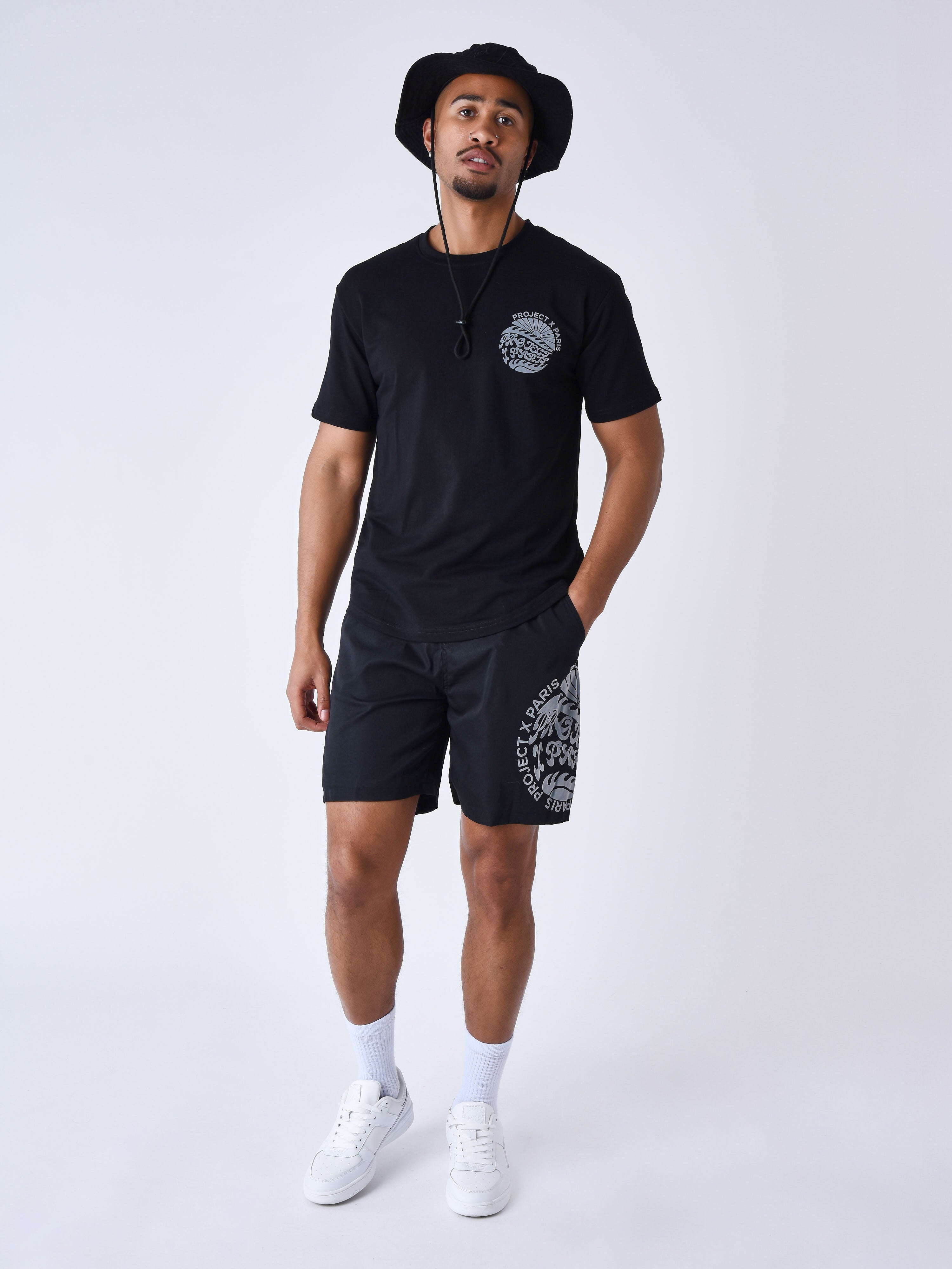 tee-shirt-imprime-groovy-sun-noir