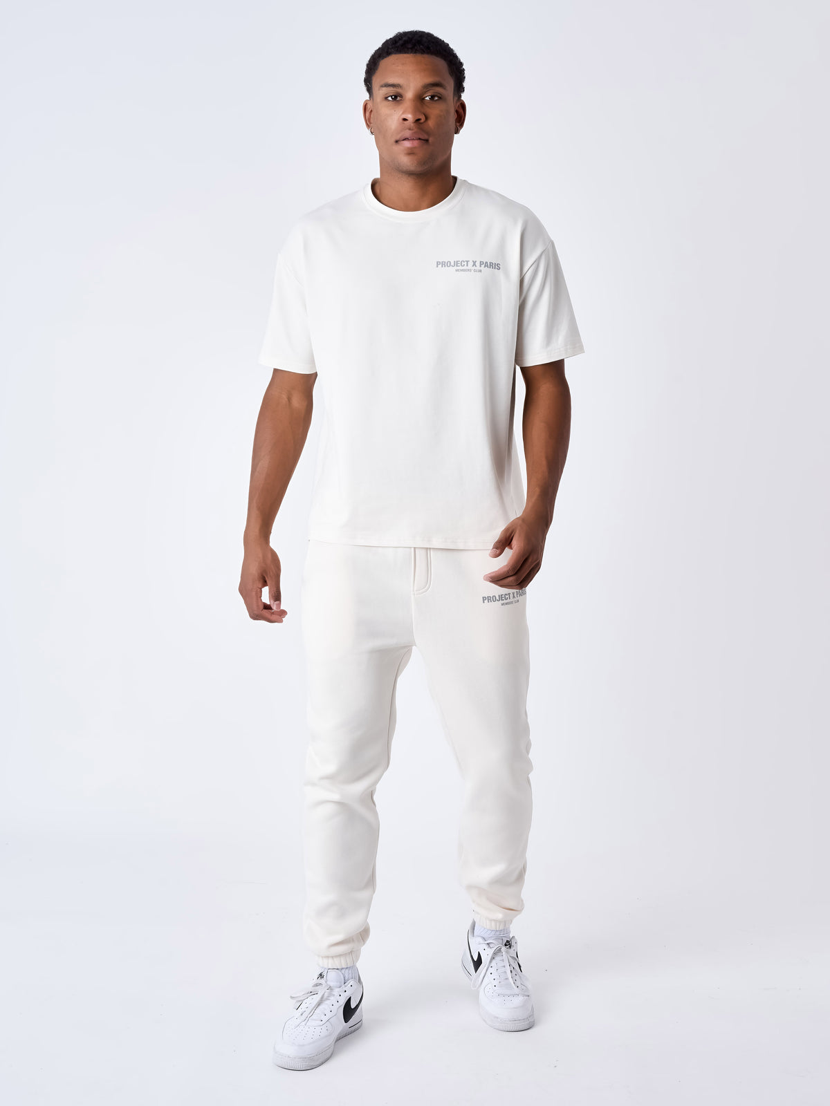 tee-shirt-members-club-craie