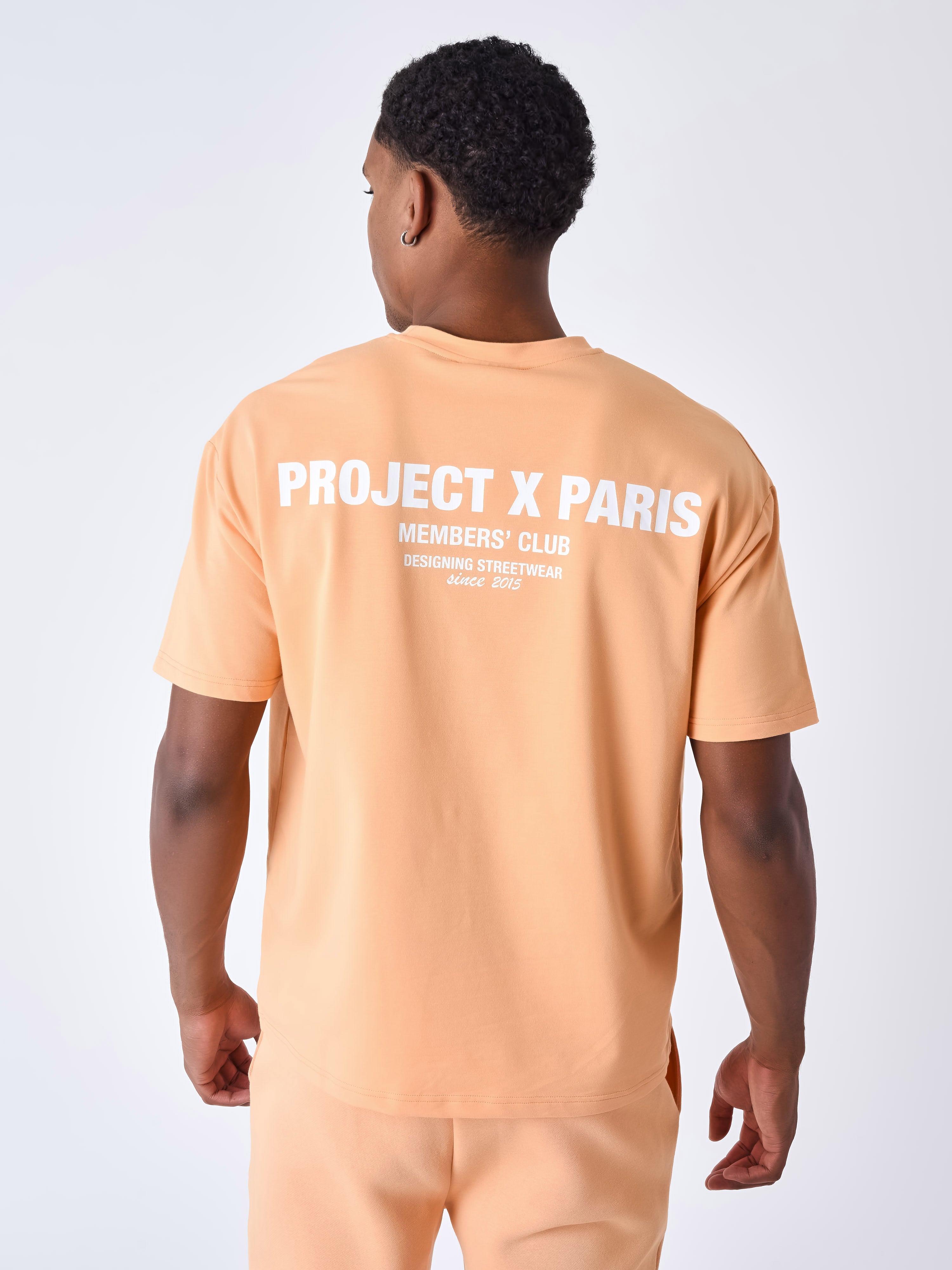 tee-shirt-members-club-apricot-cream