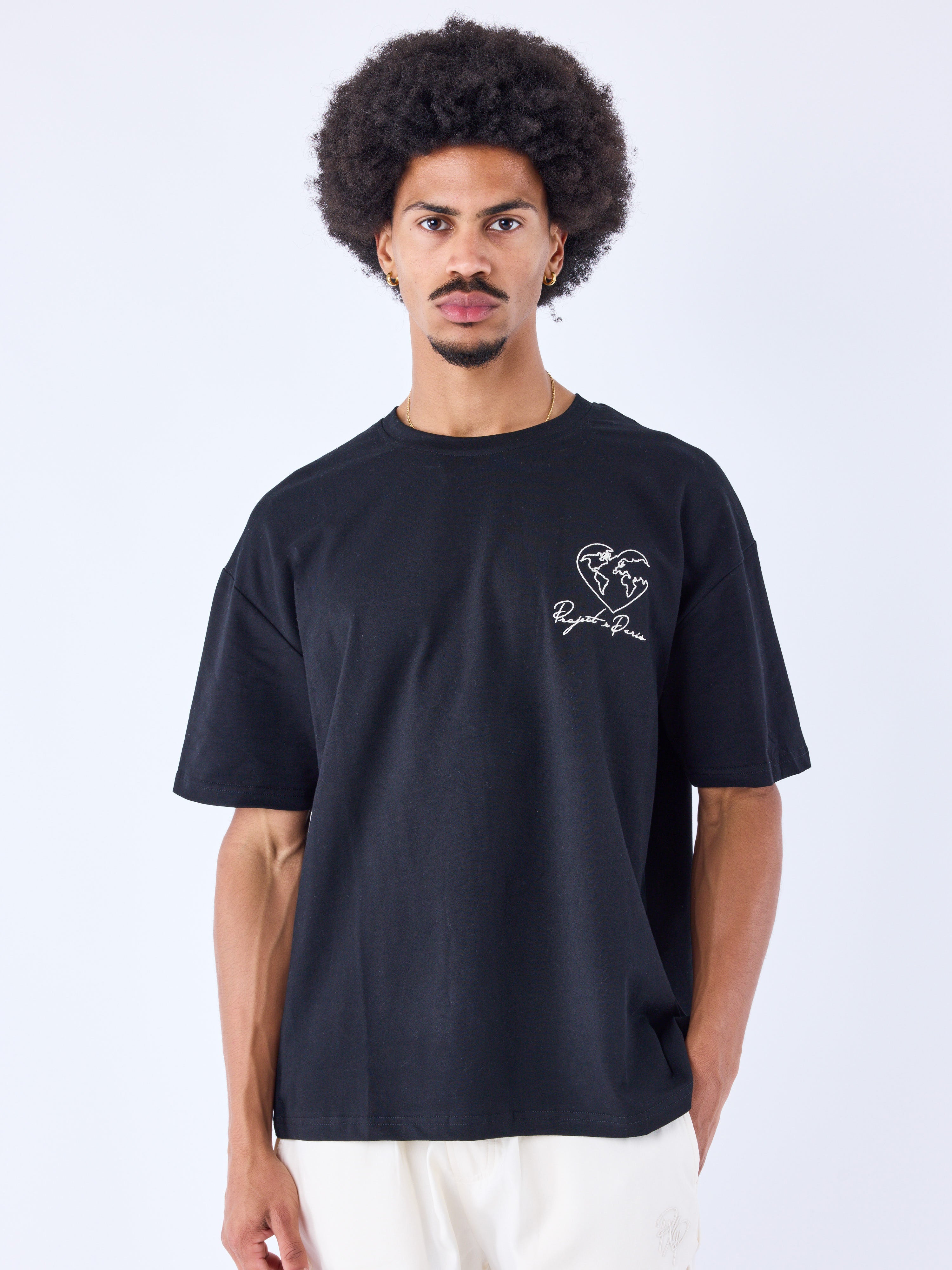 tee-shirt-motif-coeurmonde-noir