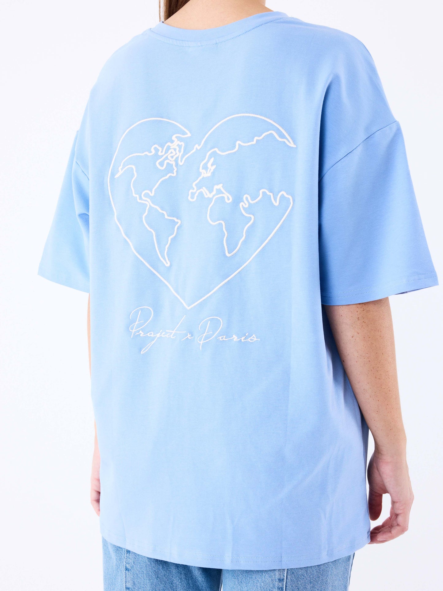 tee-shirt-motif-coeurmonde-5076-cashmere-blue-modelshot