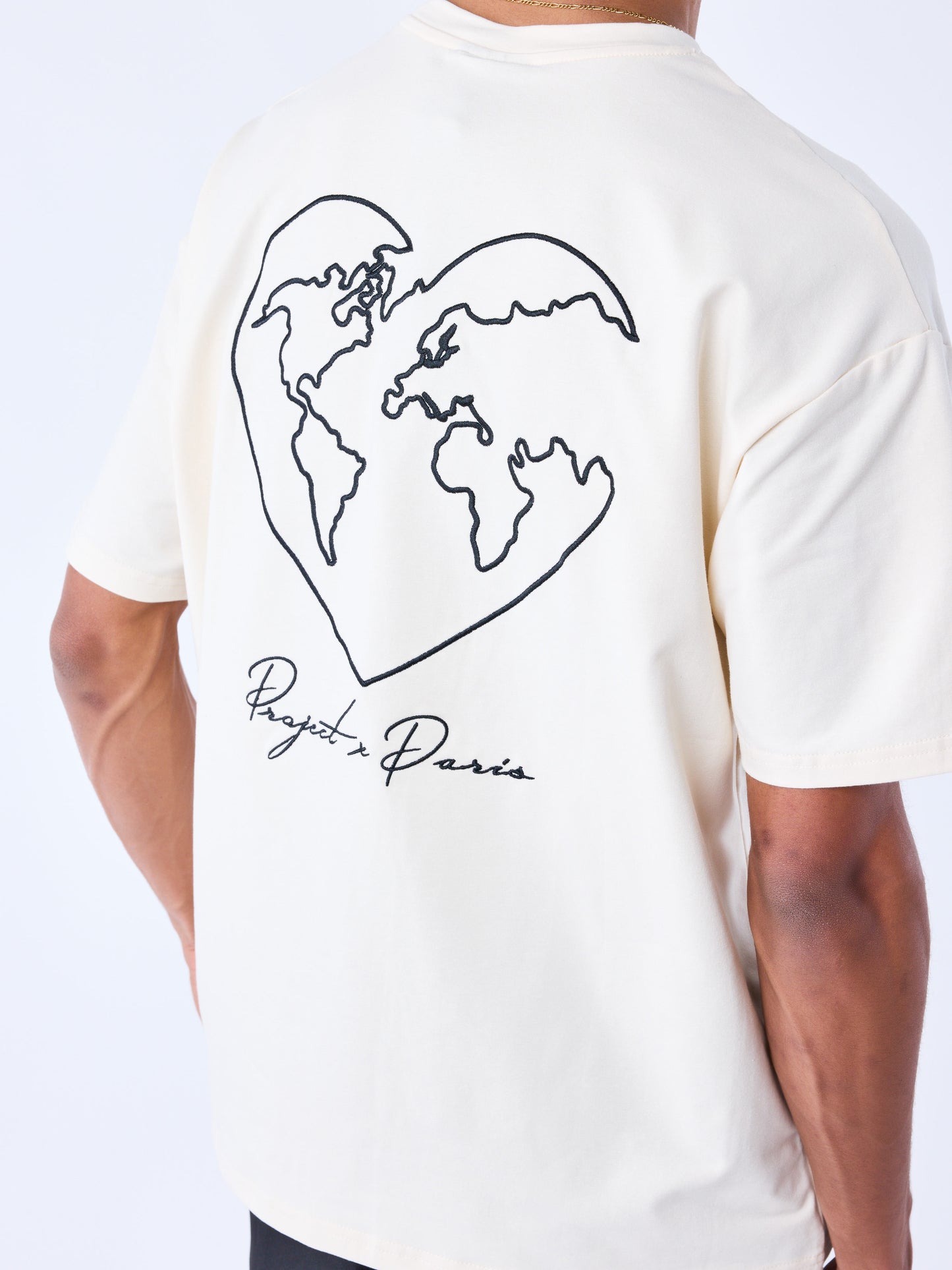 tee-shirt-motif-coeurmonde-craie