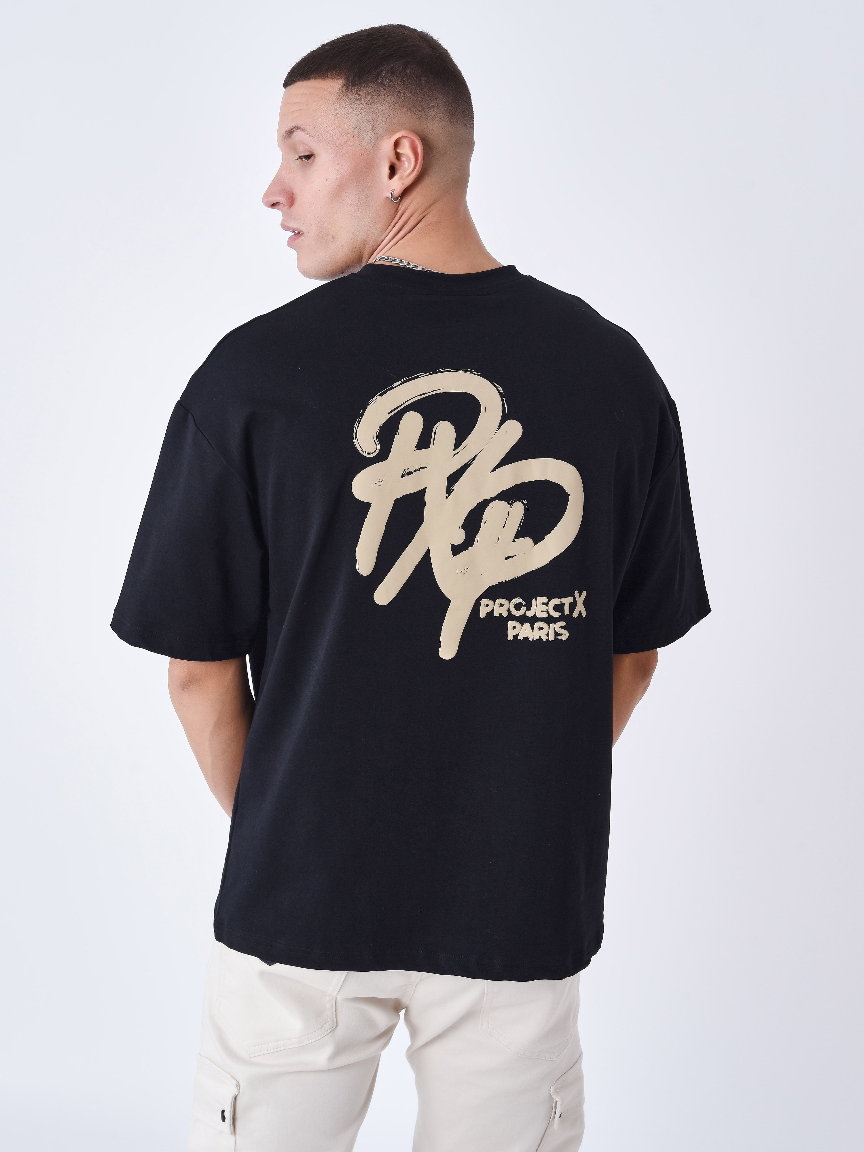 T-shirt com estampa gráfica-2