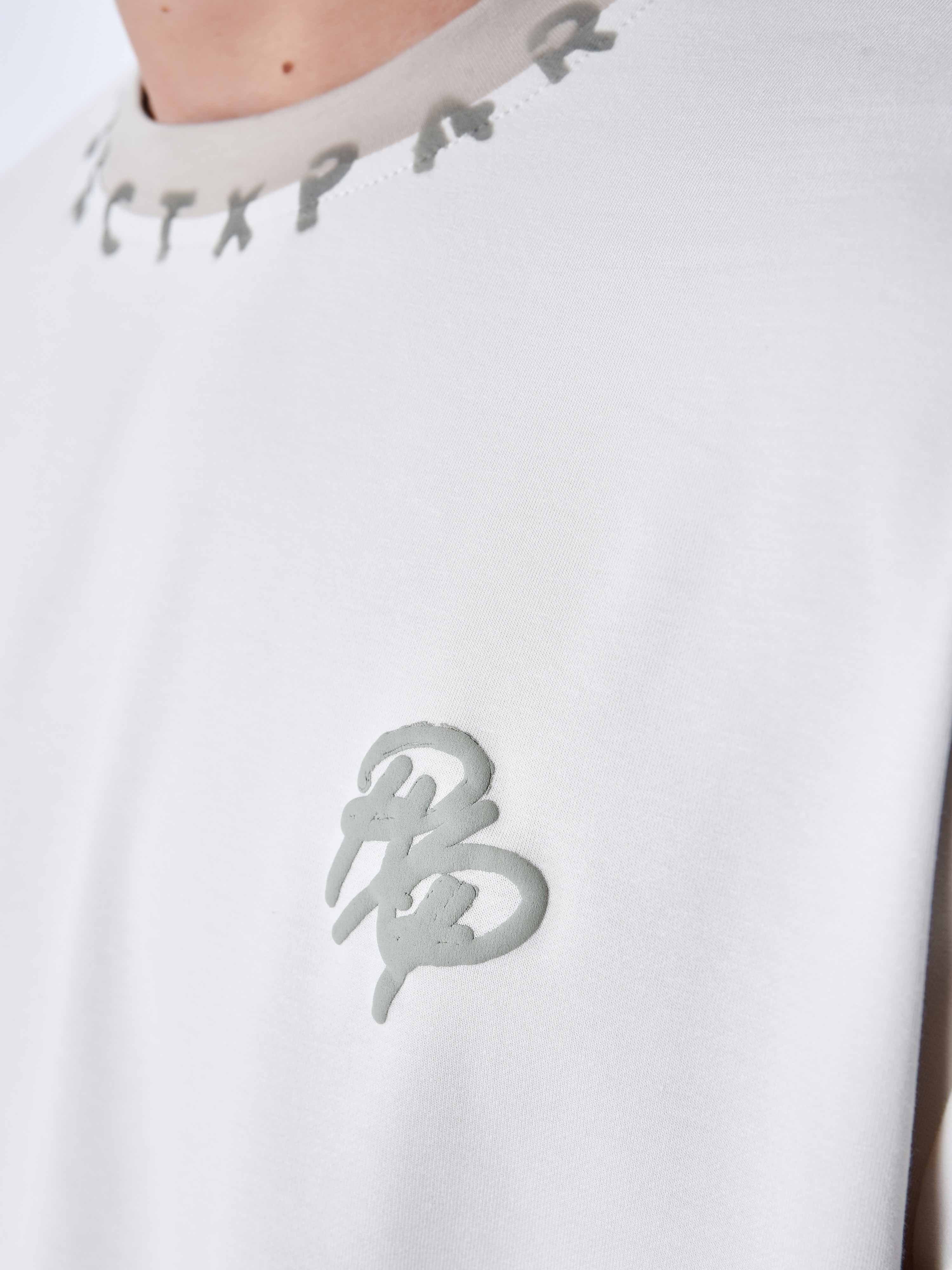 T-shirt com estampa gráfica-4