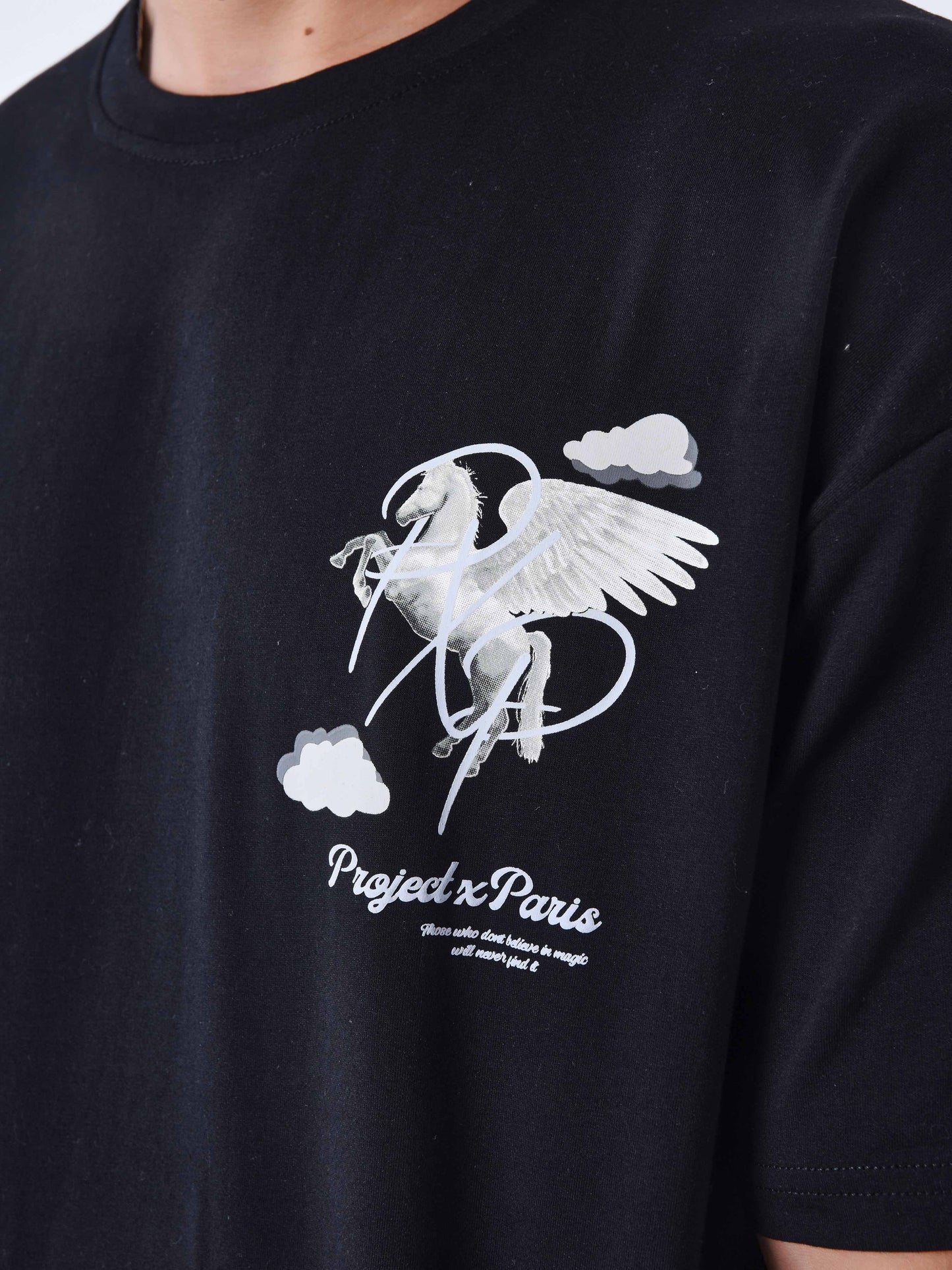 tee-shirt-motif-pegase-nuage-noir