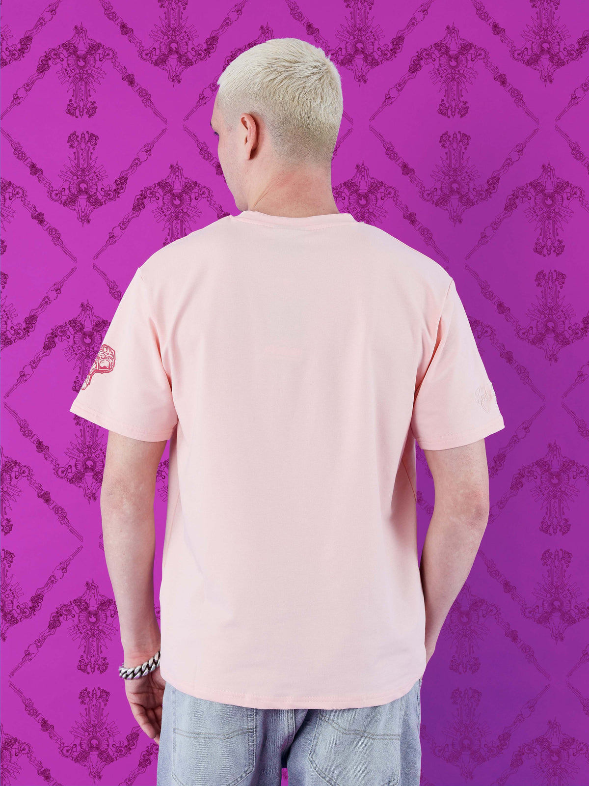 tee-shirt-mugshot-vi-rose