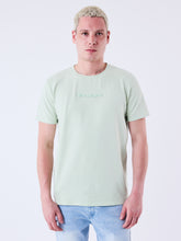 tee-shirt-patch-kalash-x-pxp-vert-d-eau-modelshot