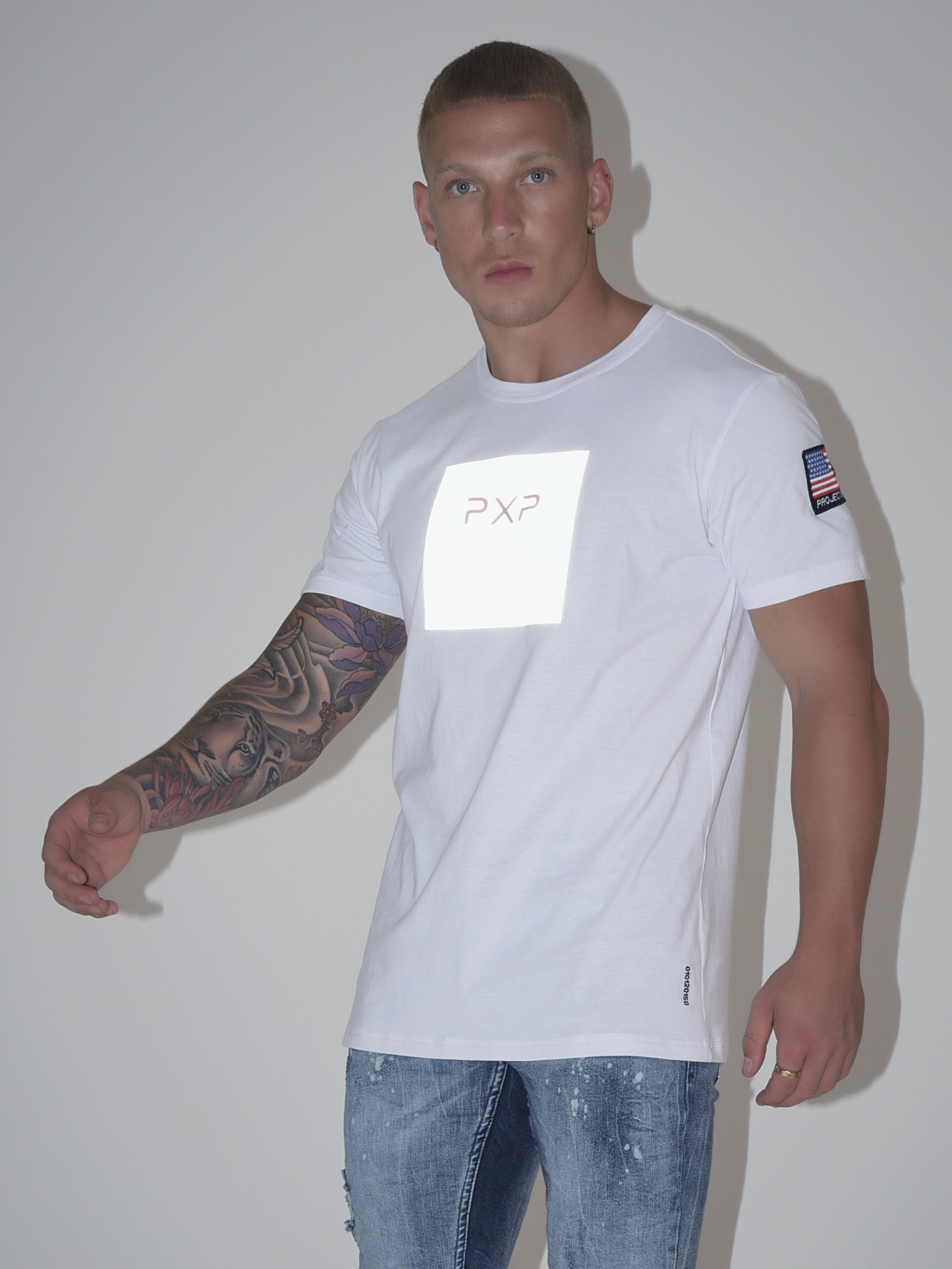 tee-shirt-style-inspiration-space-2010131-blanc