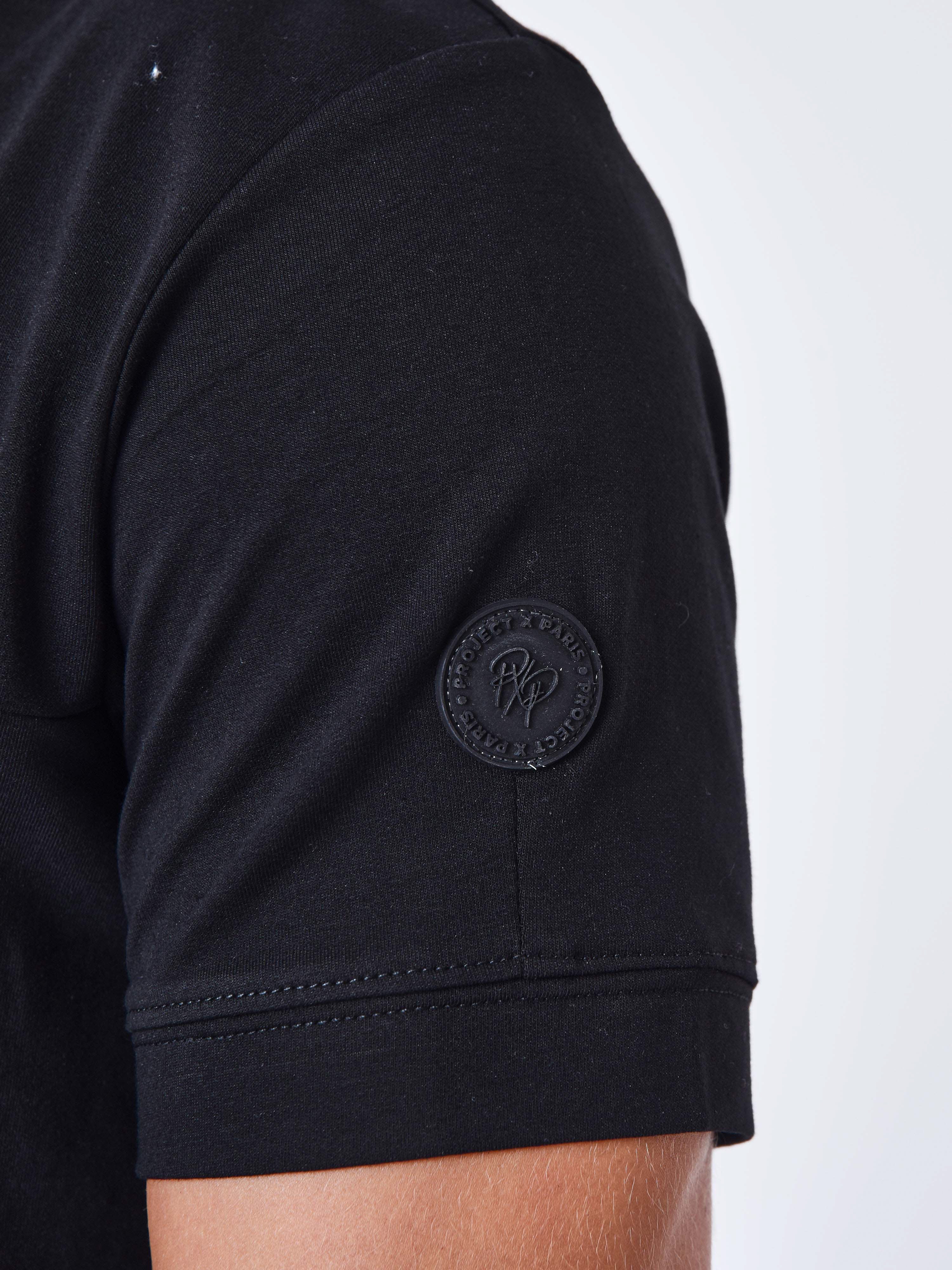 T-shirt style techwear-7