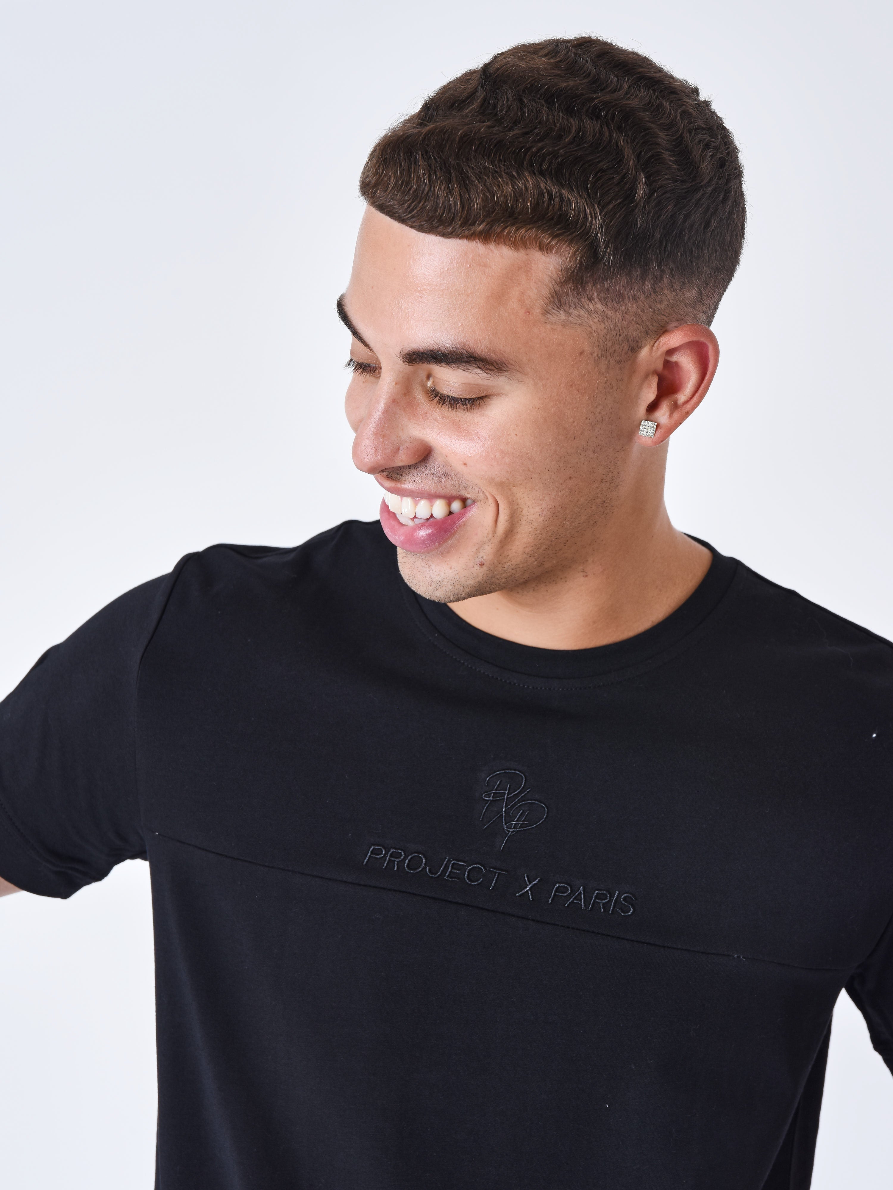 T-shirt style techwear-4