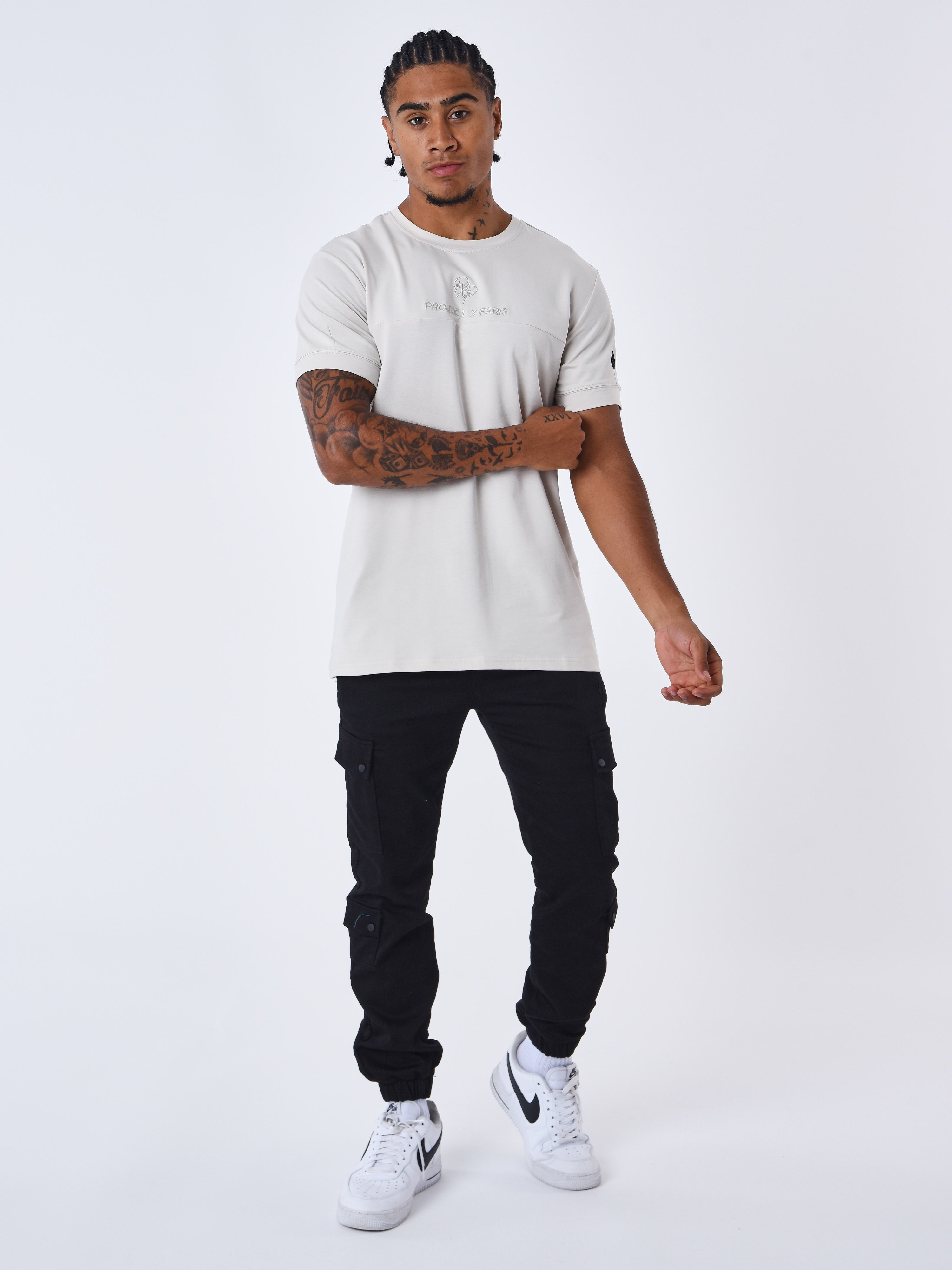 T-shirt style techwear-3
