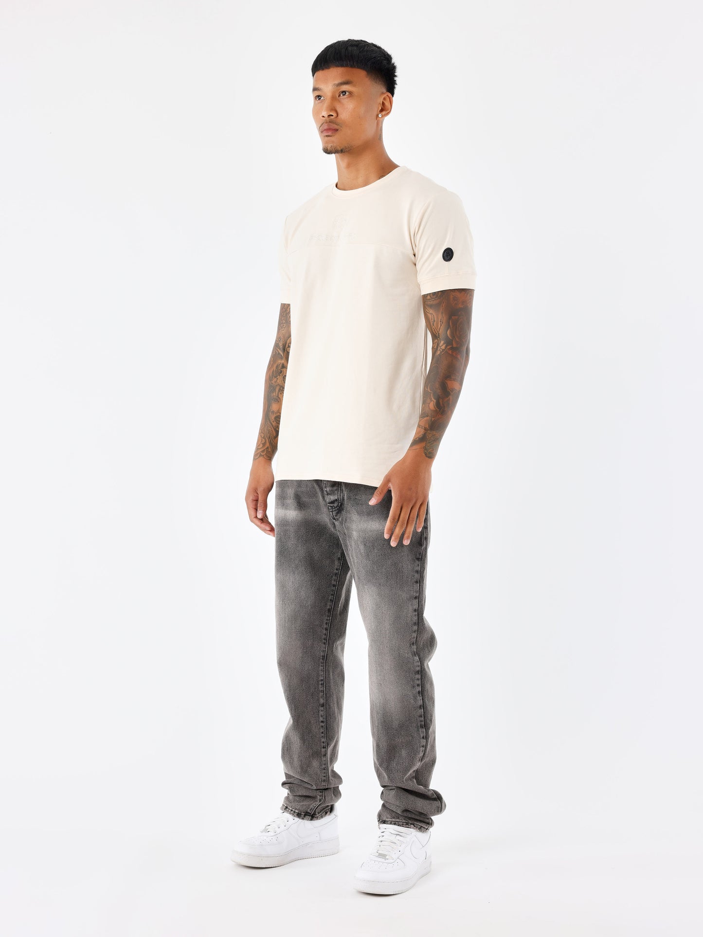 tee-shirt-style-techwear-ivoire