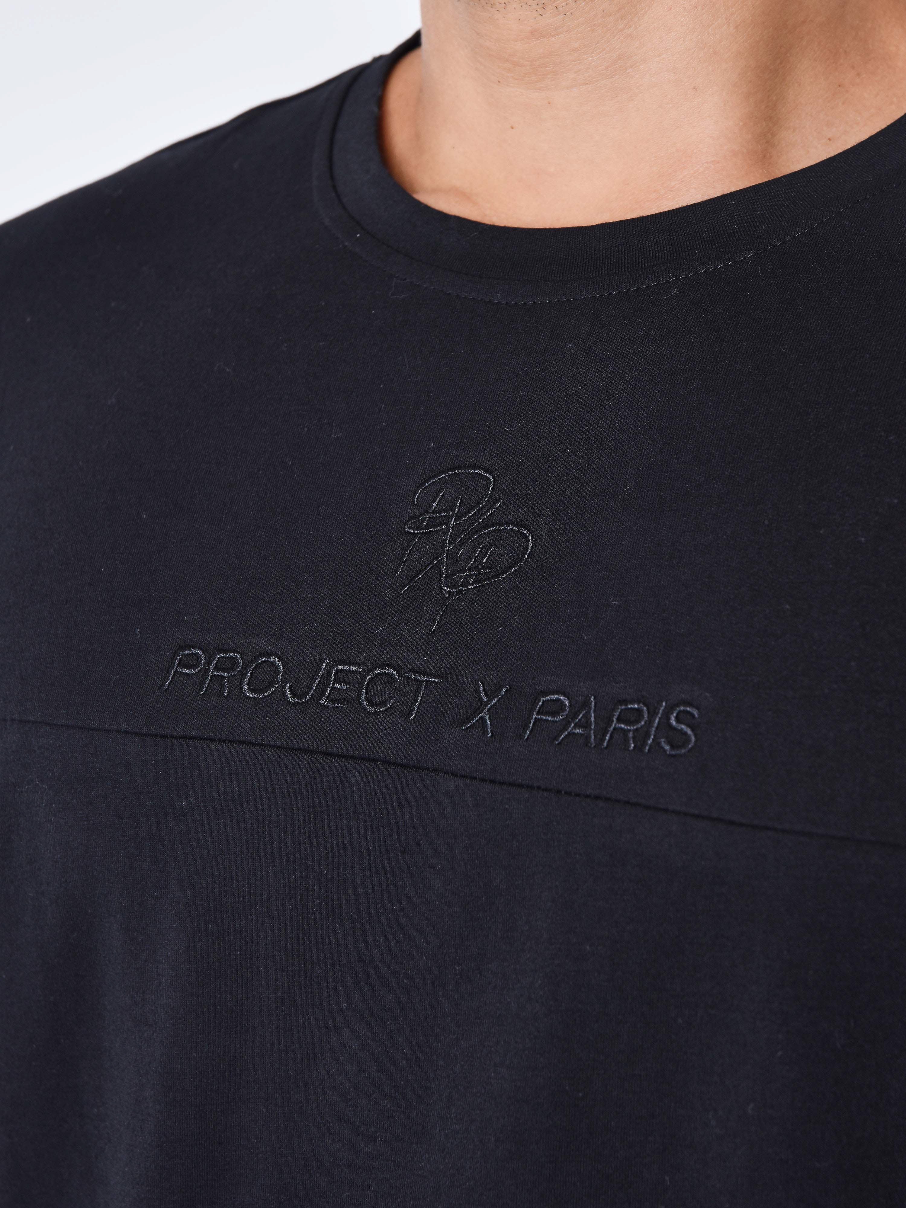T-shirt style techwear-6