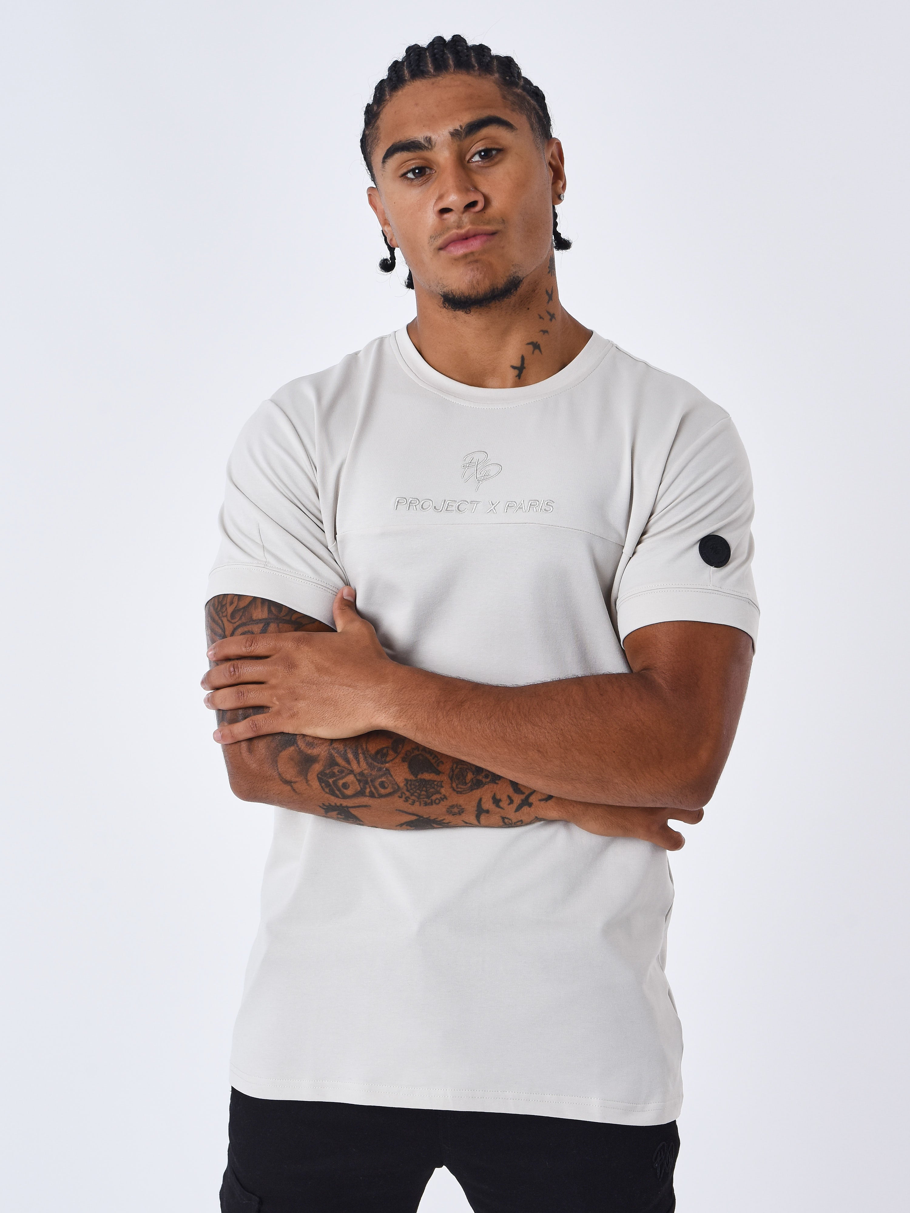 T-shirt style techwear-1