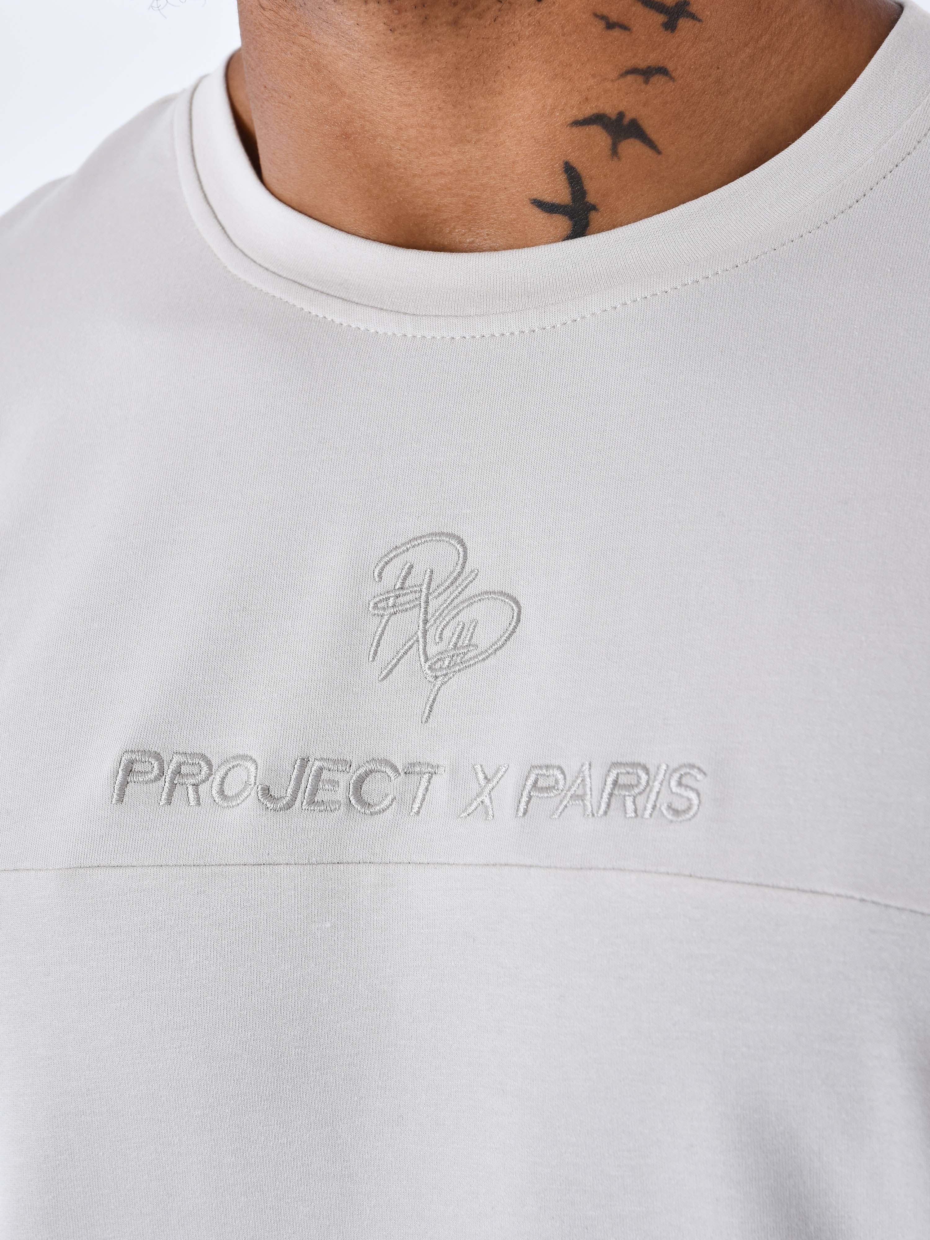 tee-shirt-style-techwear-greige