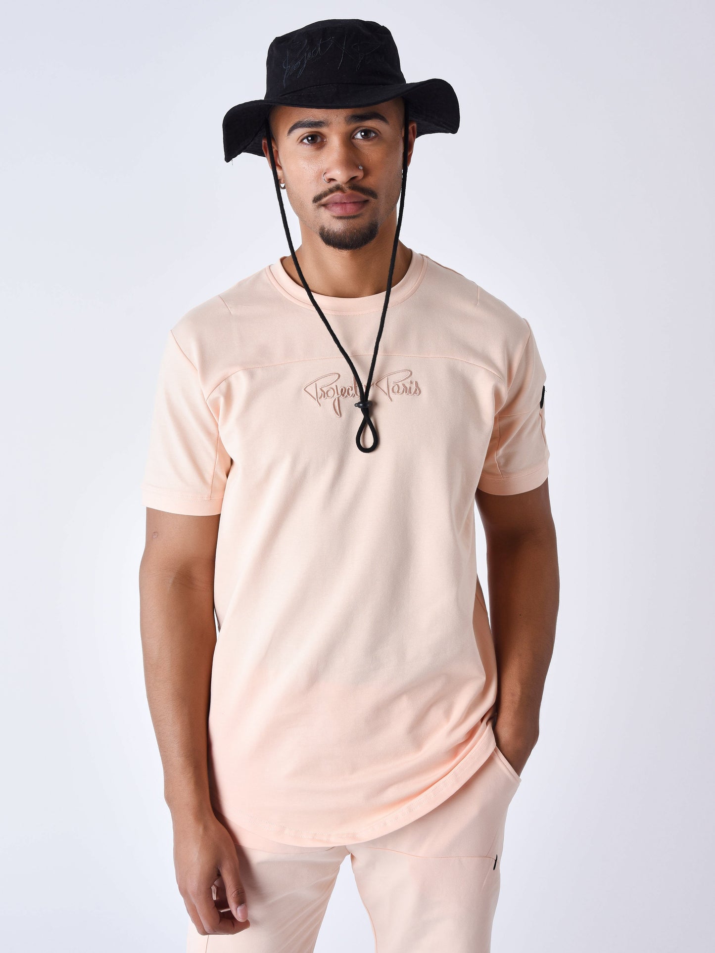 tee-shirt-technique-a-decoupes-pale-peach