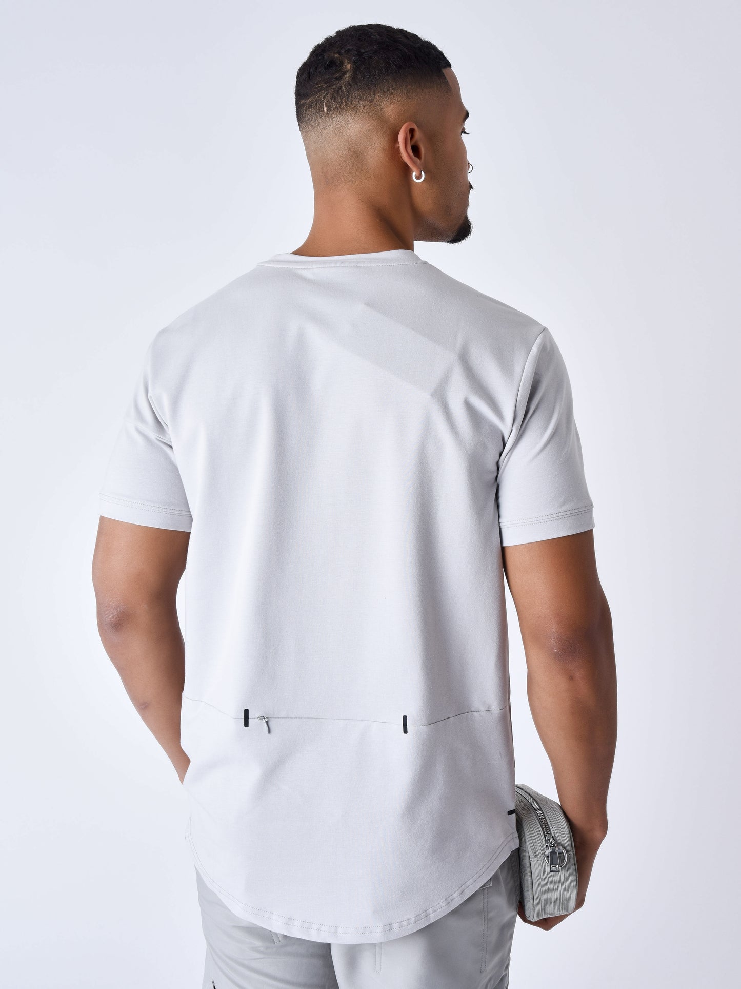tee-shirt-technique-a-decoupes-light-stone