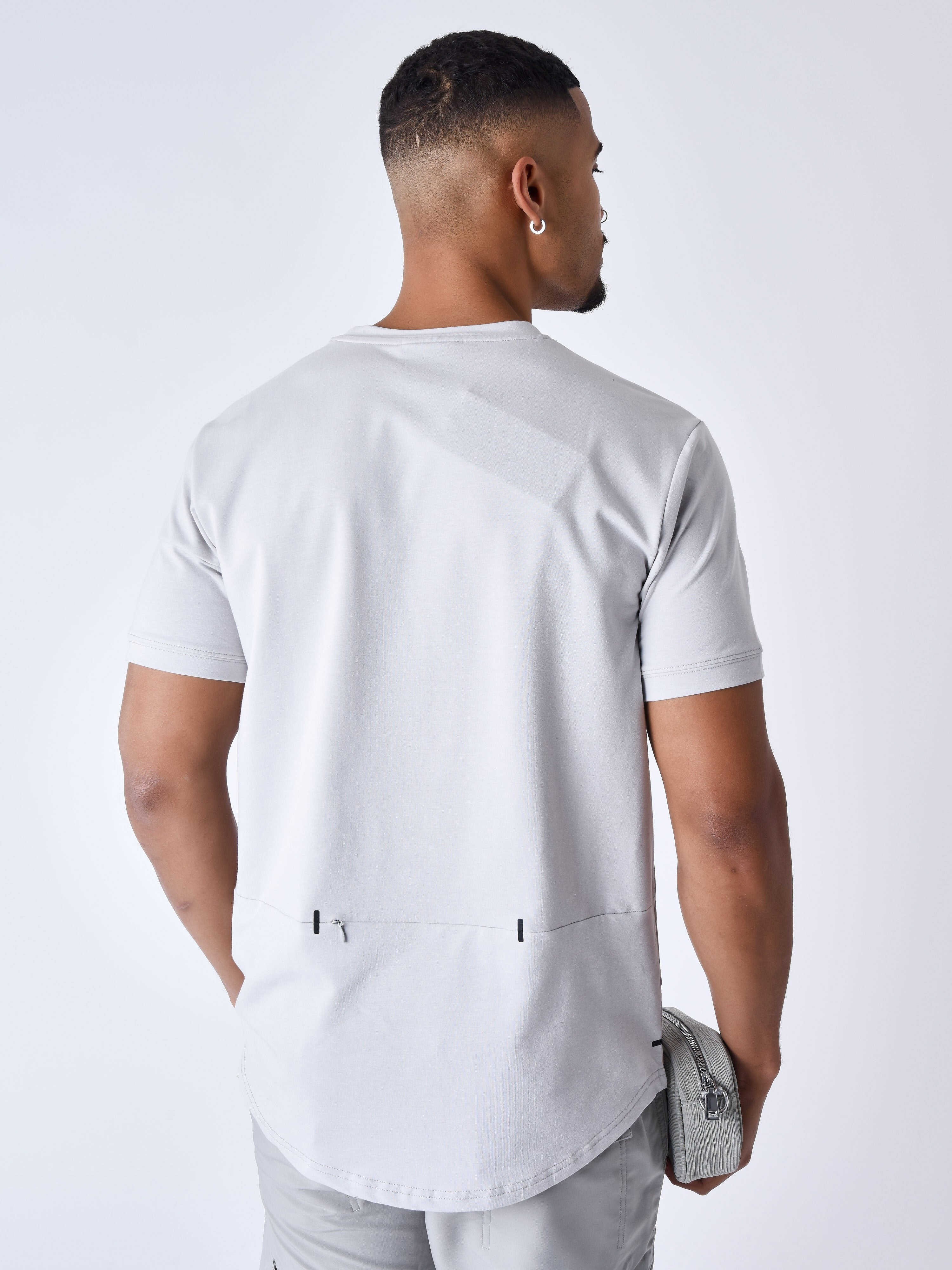 tee-shirt-technique-a-decoupes-light-stone