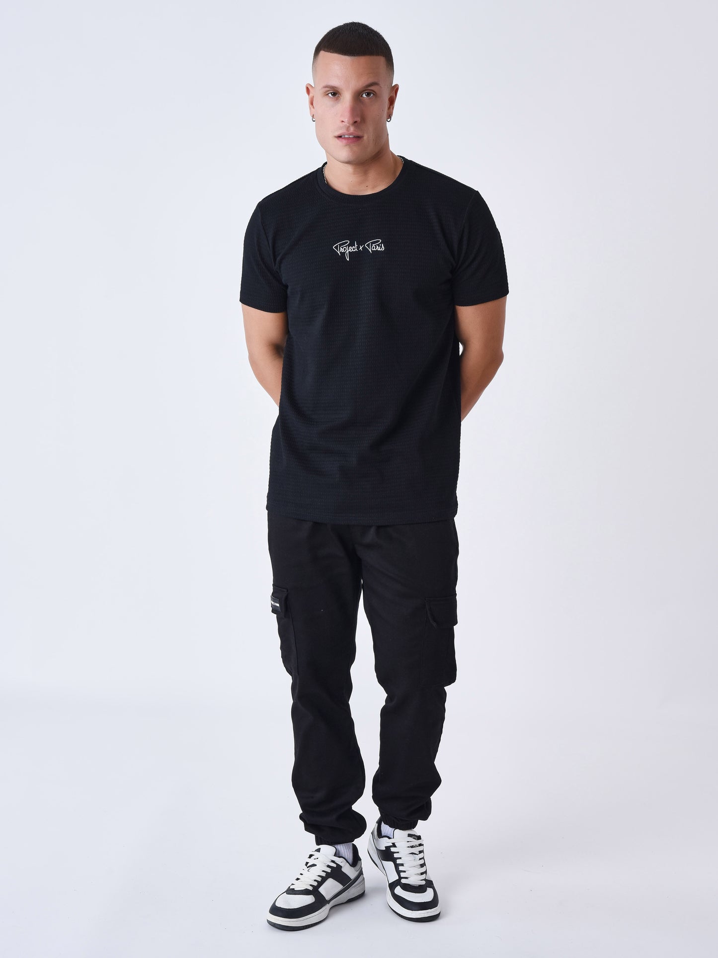 tee-shirt-texture-noir