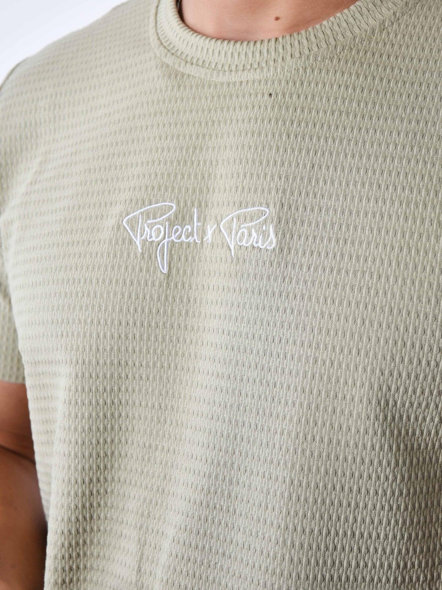 tee-shirt-texture-olive
