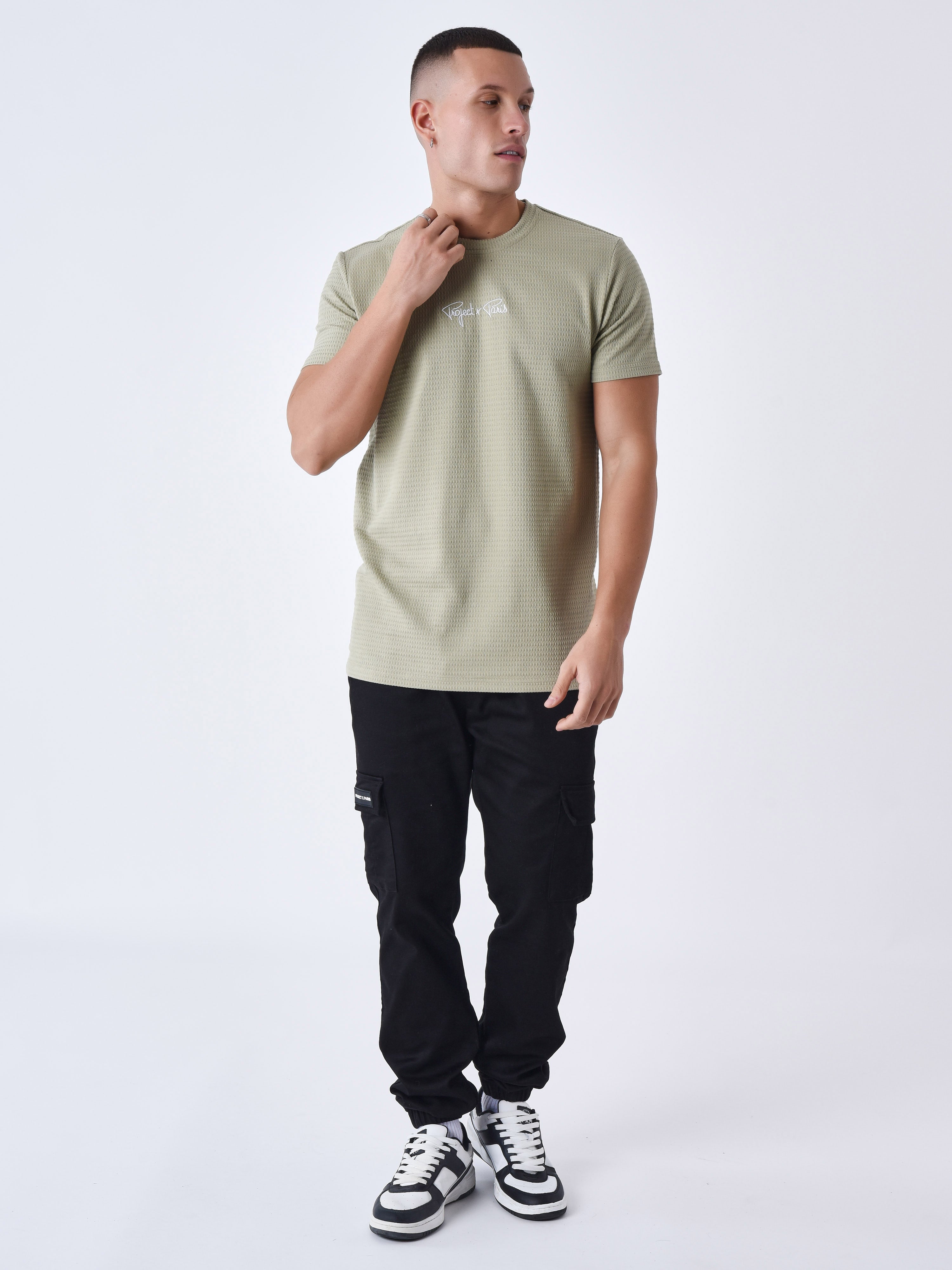tee-shirt-texture-olive