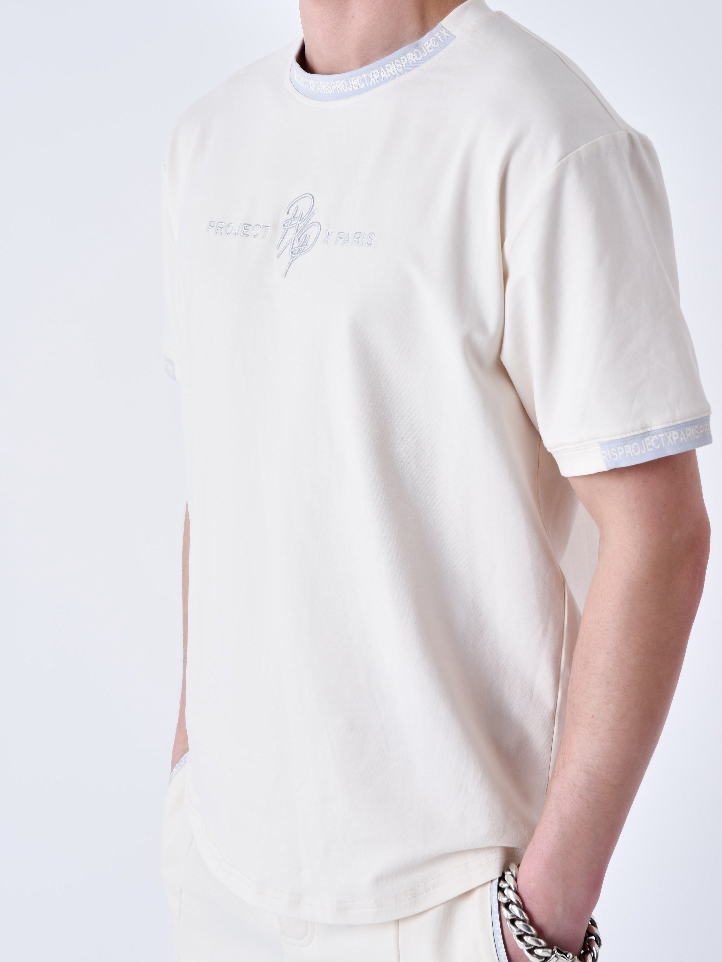 tee-shirt-uni-avec-bande-logo-craie