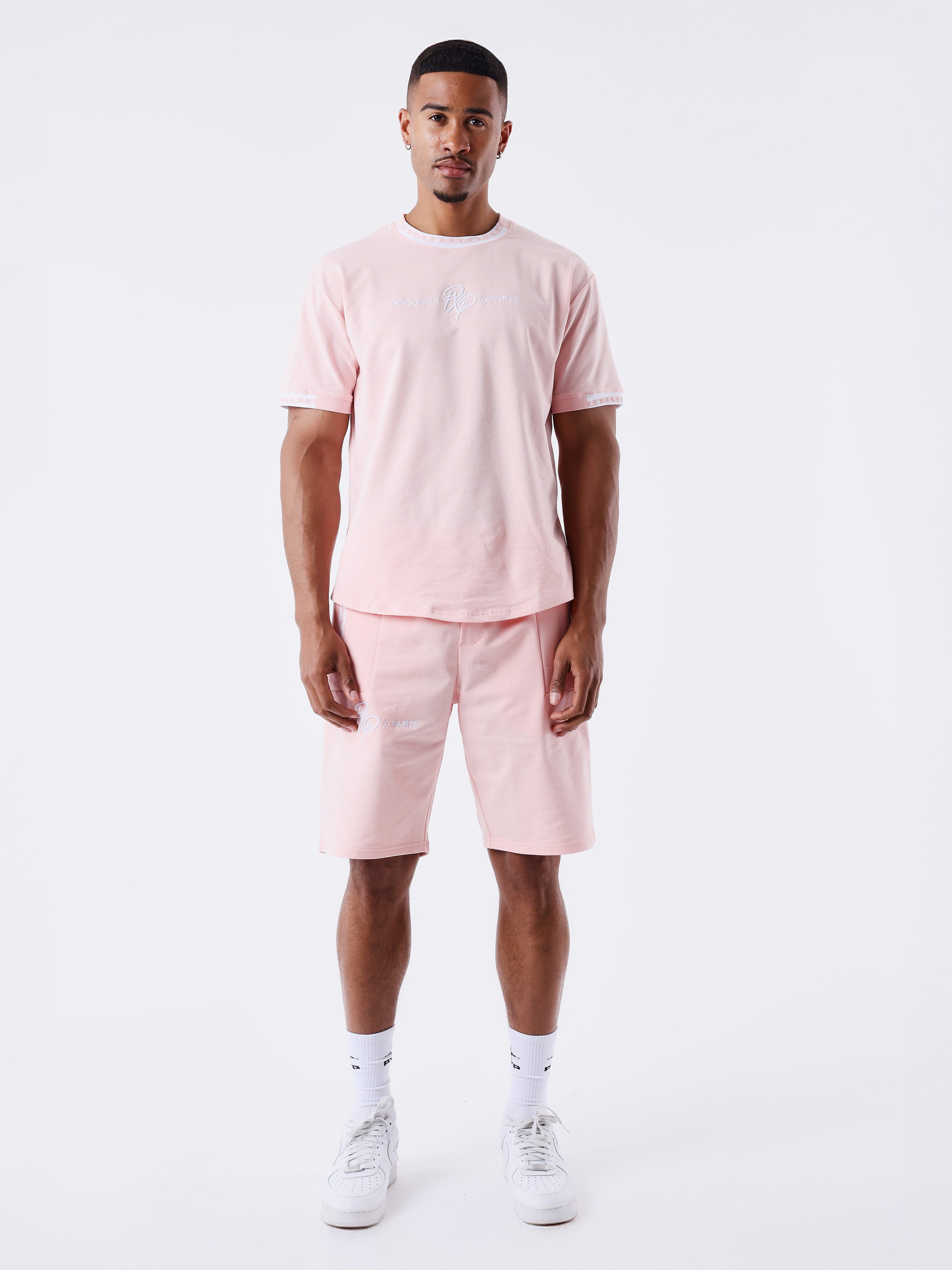 tee-shirt-uni-avec-bande-logo-rose