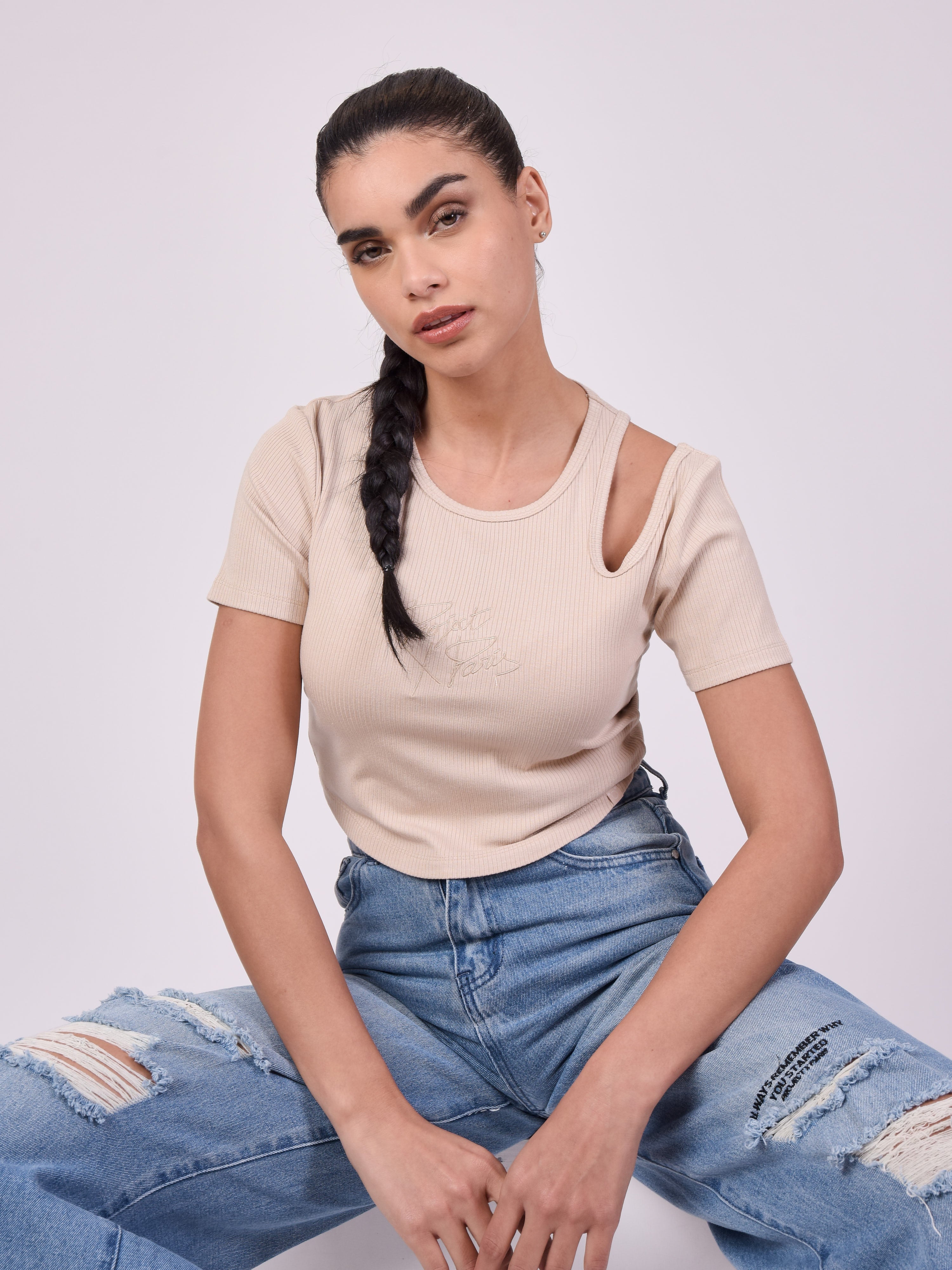 Asymmetrisches Kurzarm-Top-1