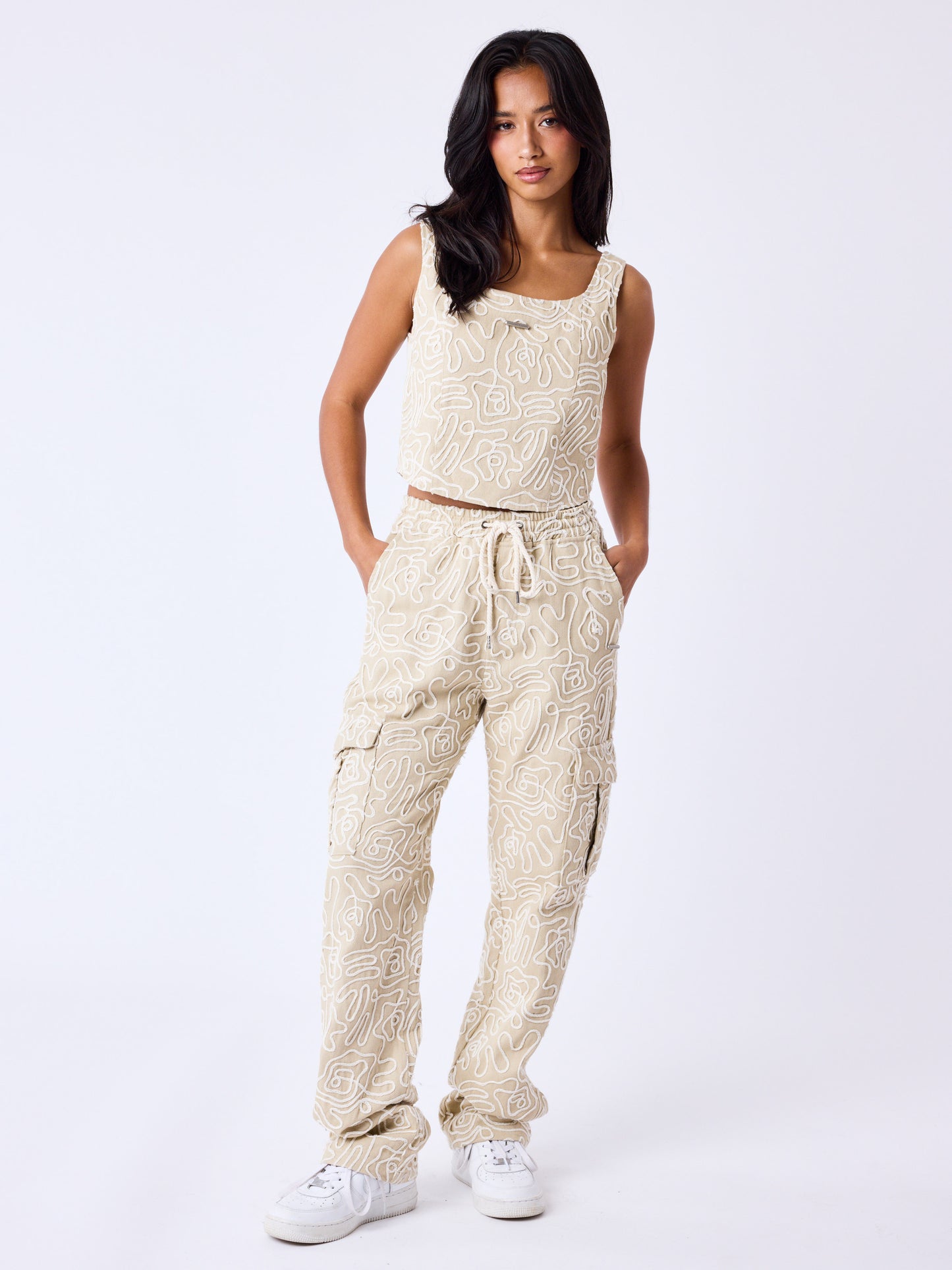 top-nazca-beige-modelshot
