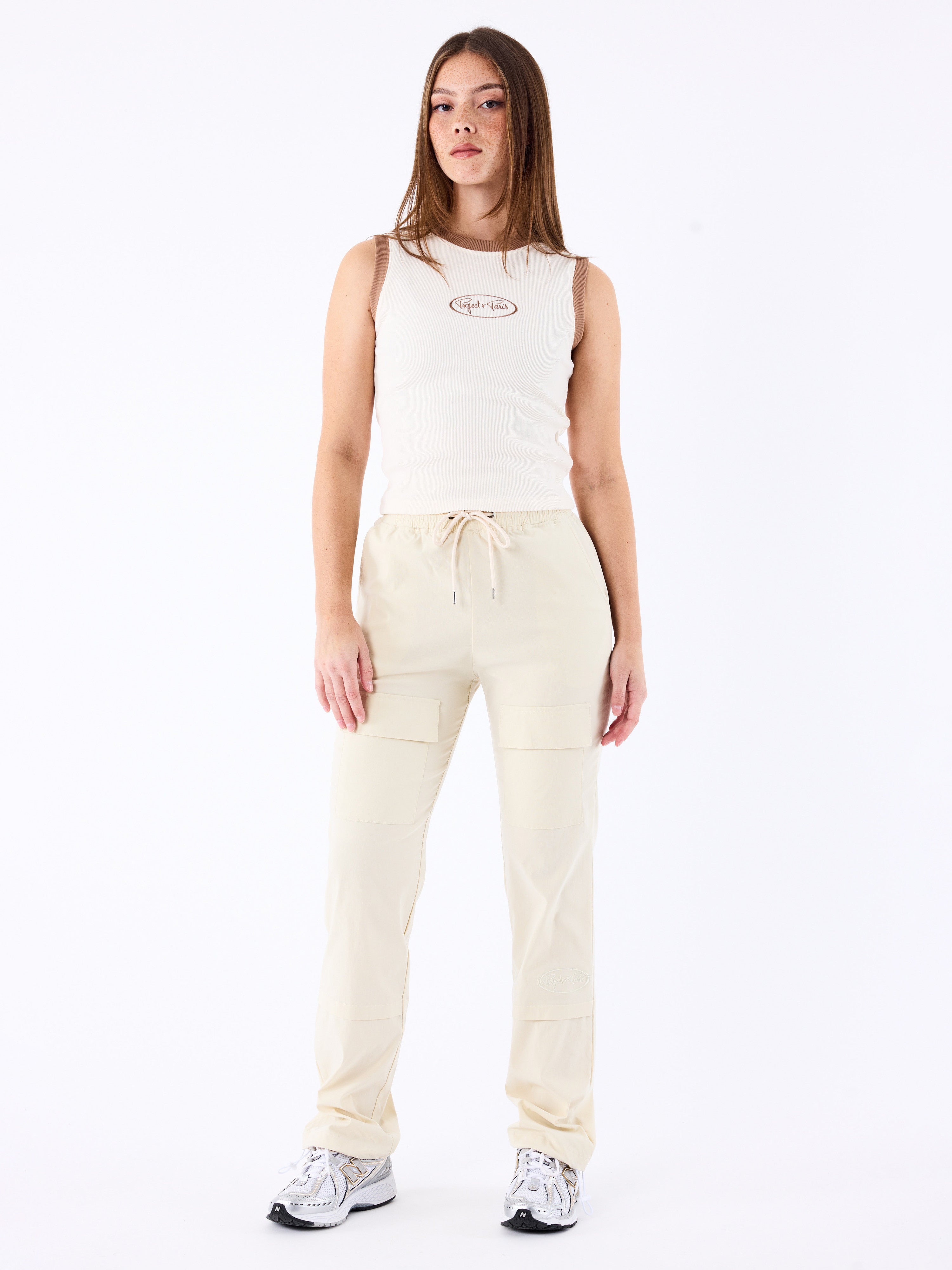 top-sans-manches-cotele-craie